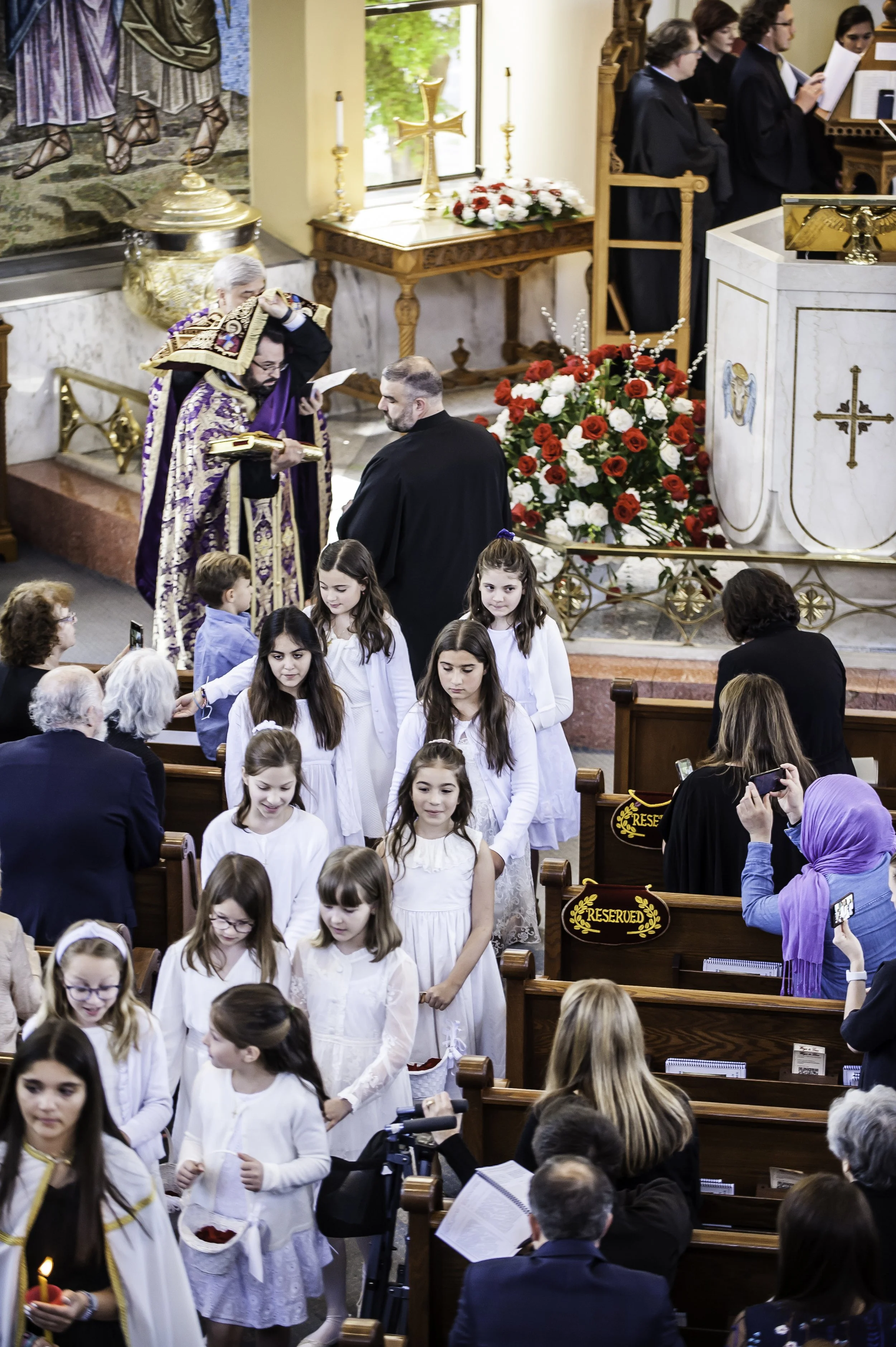 20220422Lamentations-Epitaphios Service-68.JPG