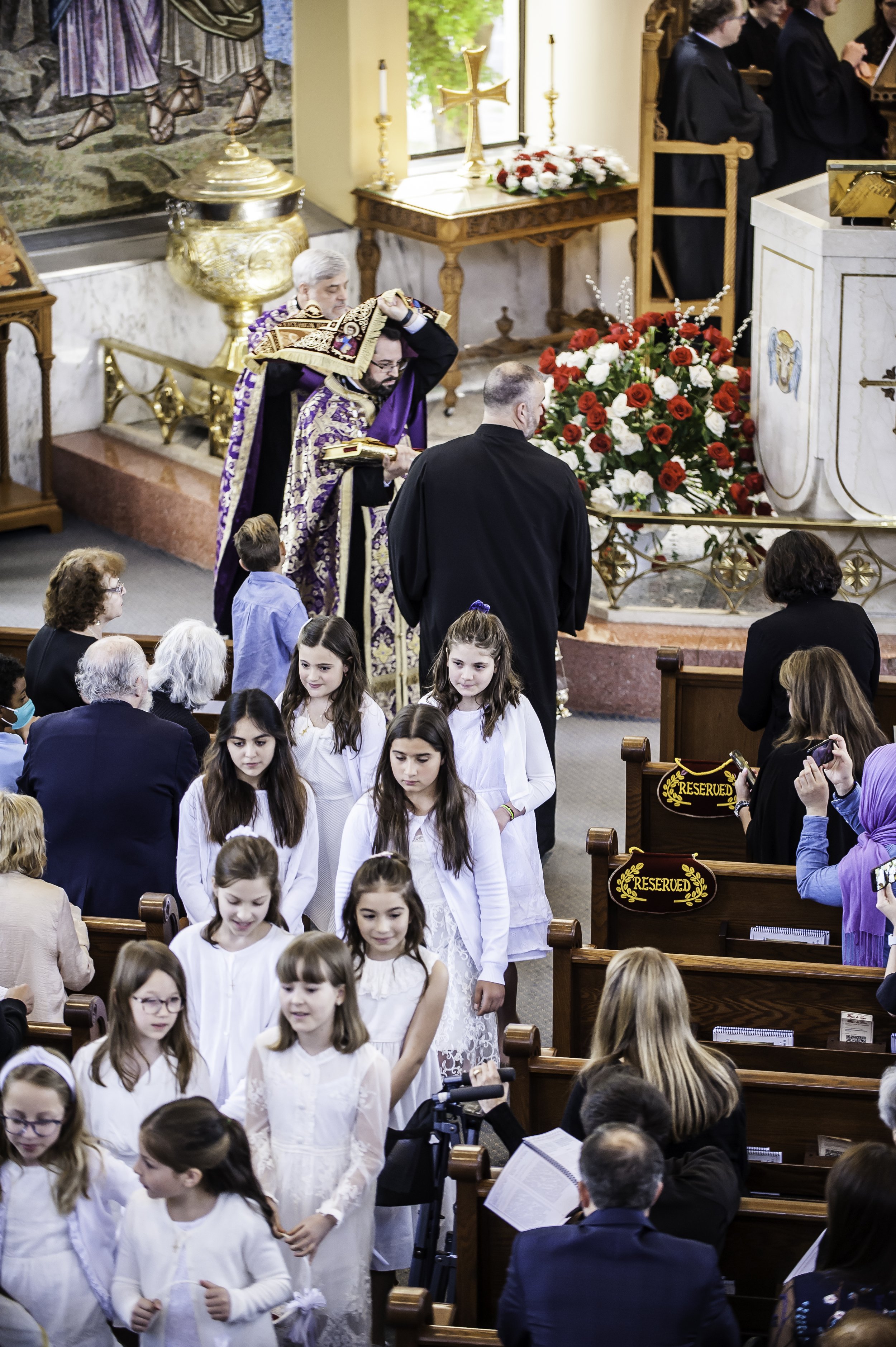 20220422Lamentations-Epitaphios Service-69.JPG