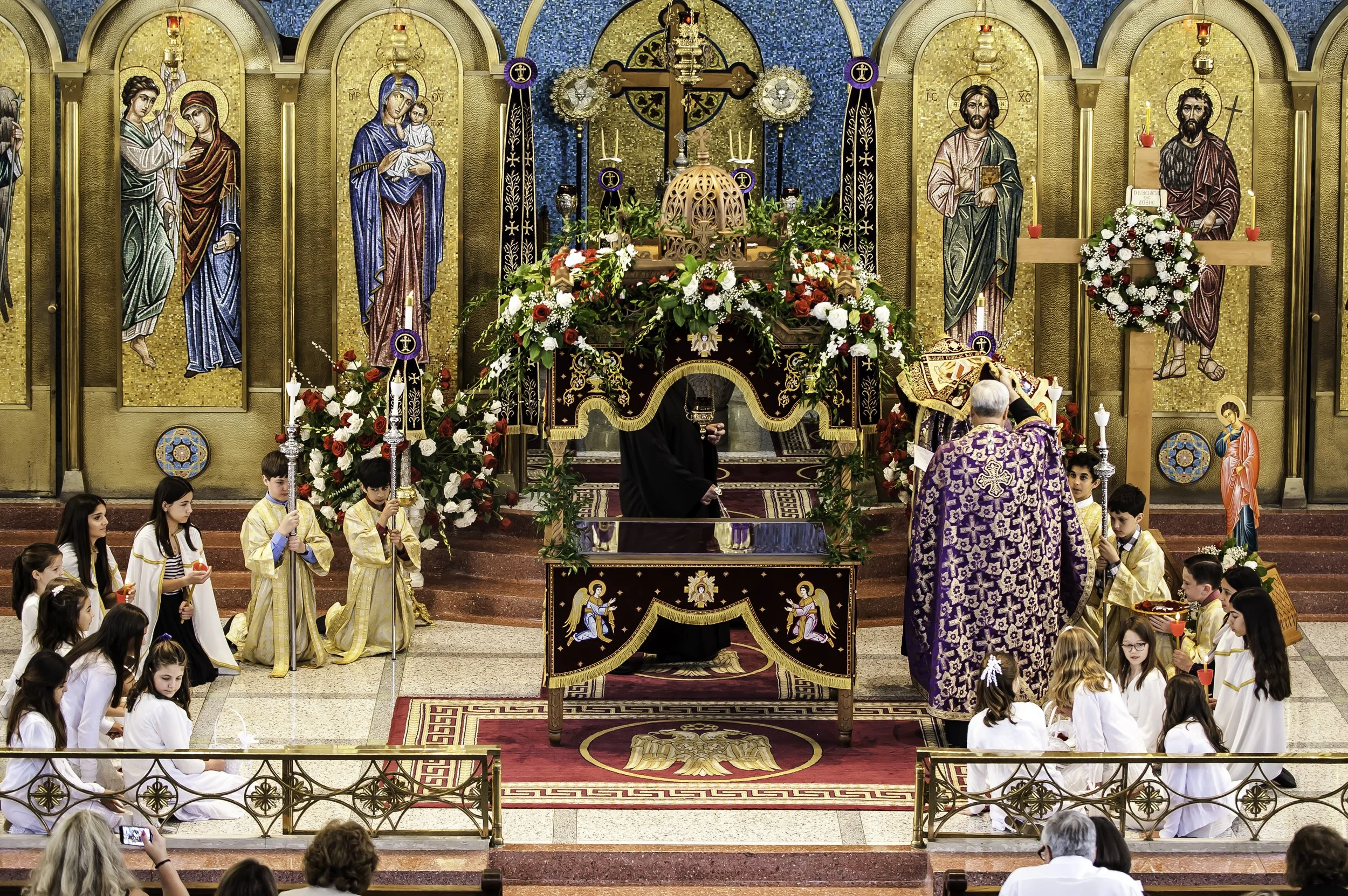 20220422Lamentations-Epitaphios Service-88.JPG