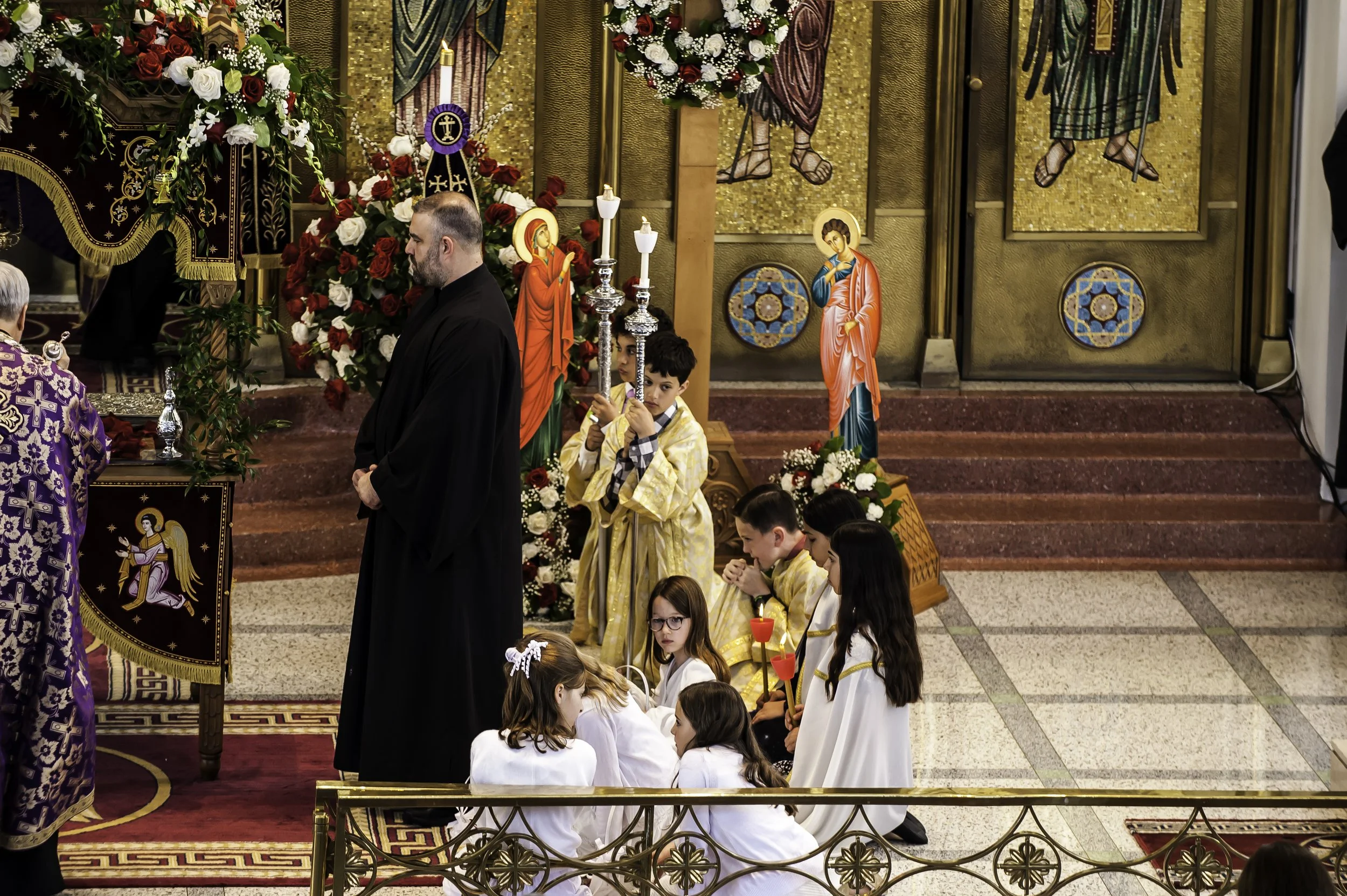 20220422Lamentations-Epitaphios Service-112.JPG