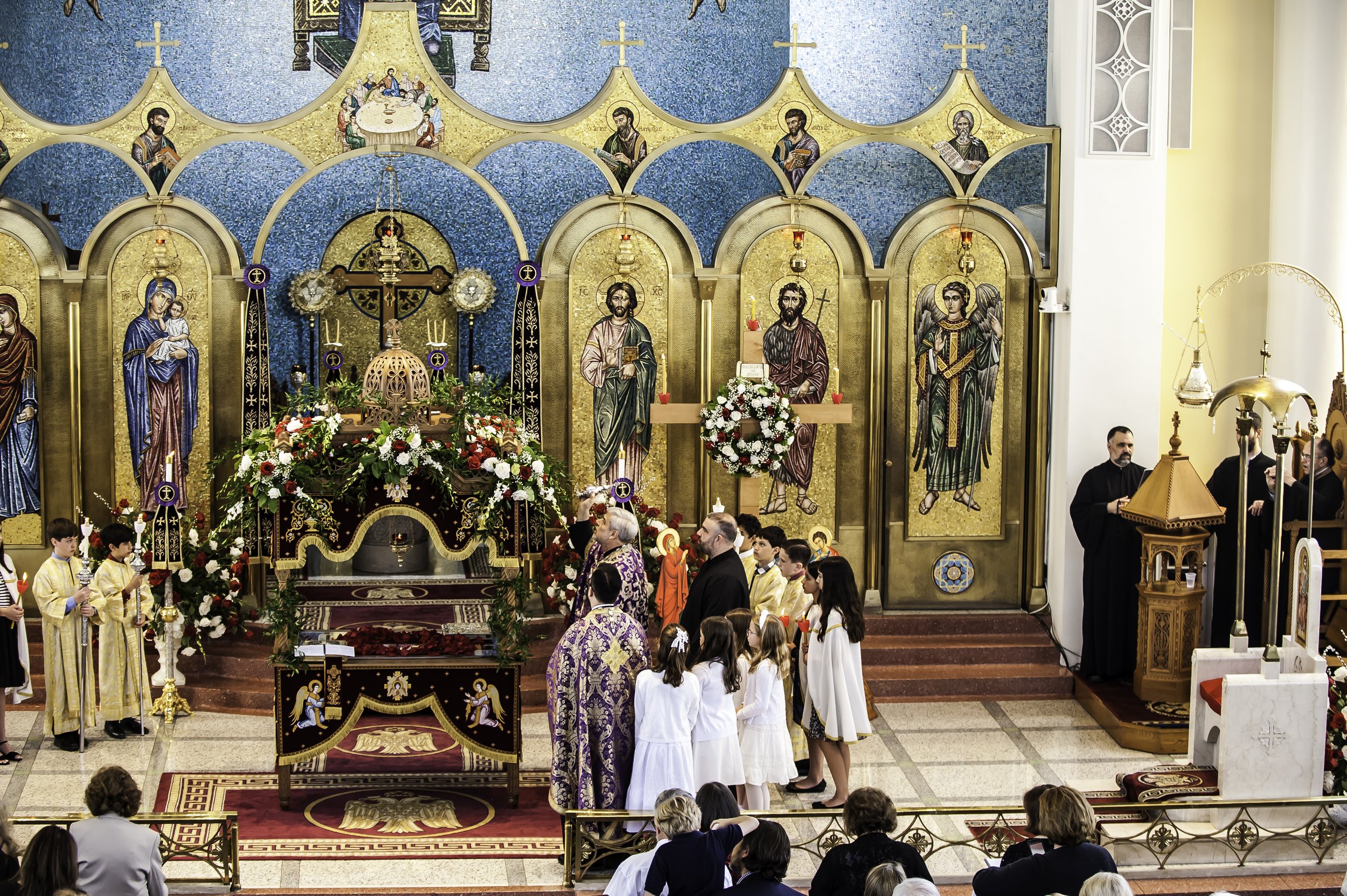 20220422Lamentations-Epitaphios Service-124.JPG