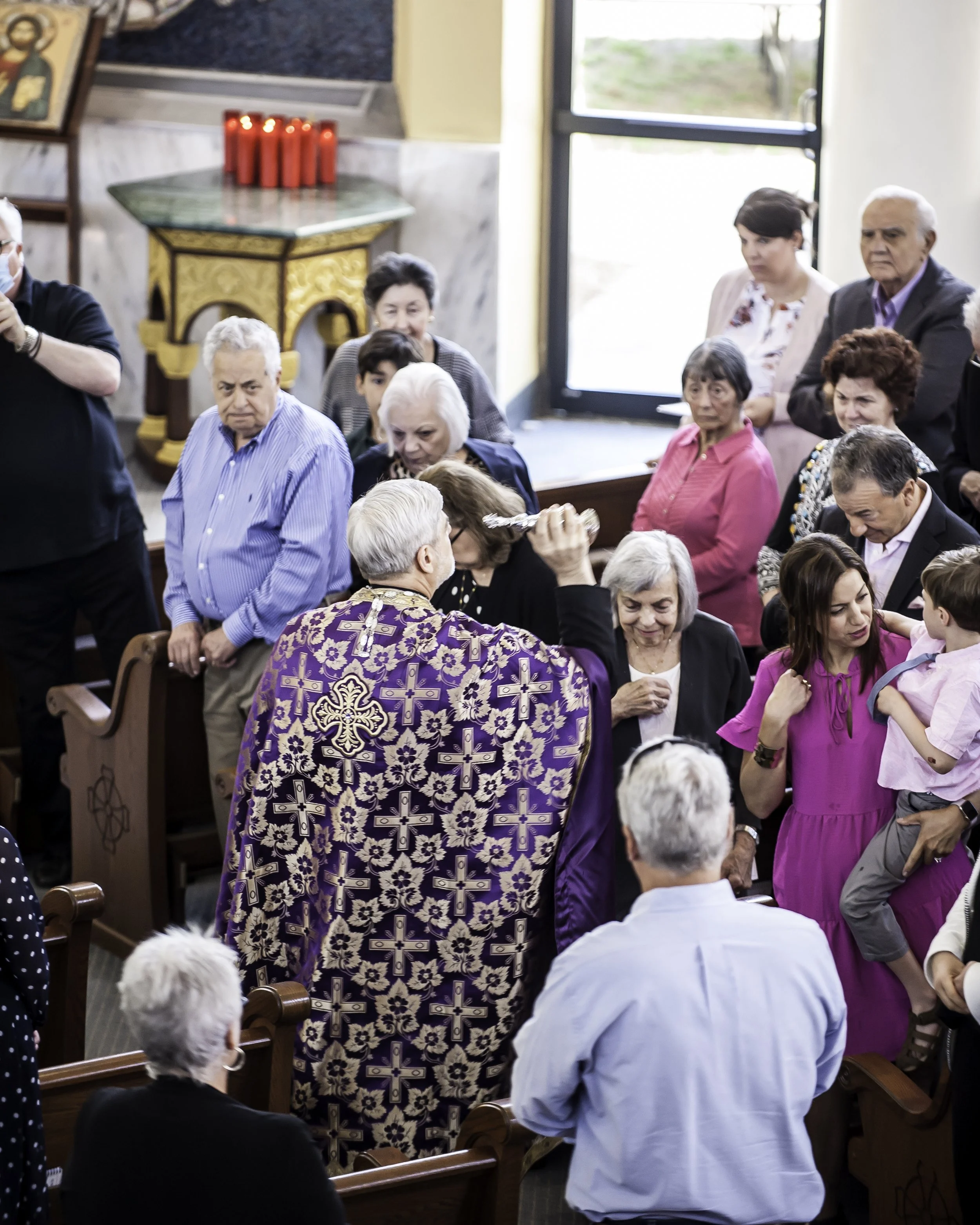 20220422Lamentations-Epitaphios Service-160.JPG