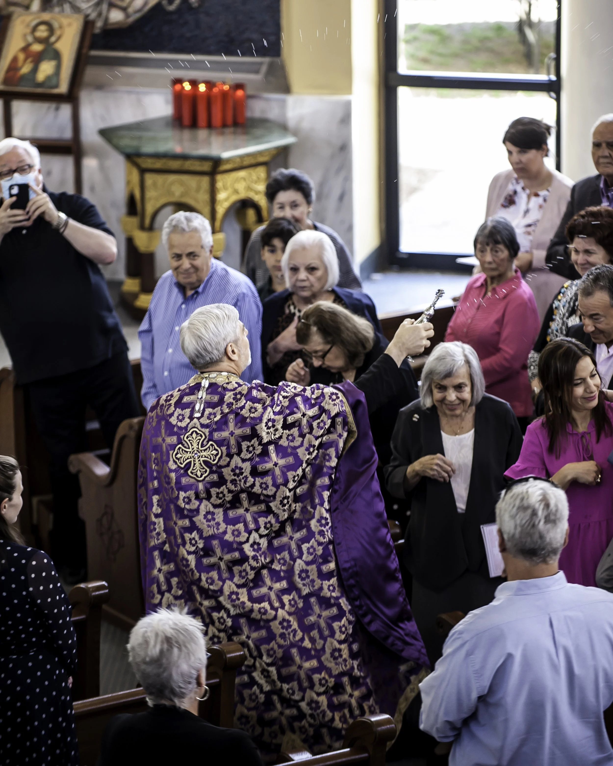 20220422Lamentations-Epitaphios Service-161.JPG