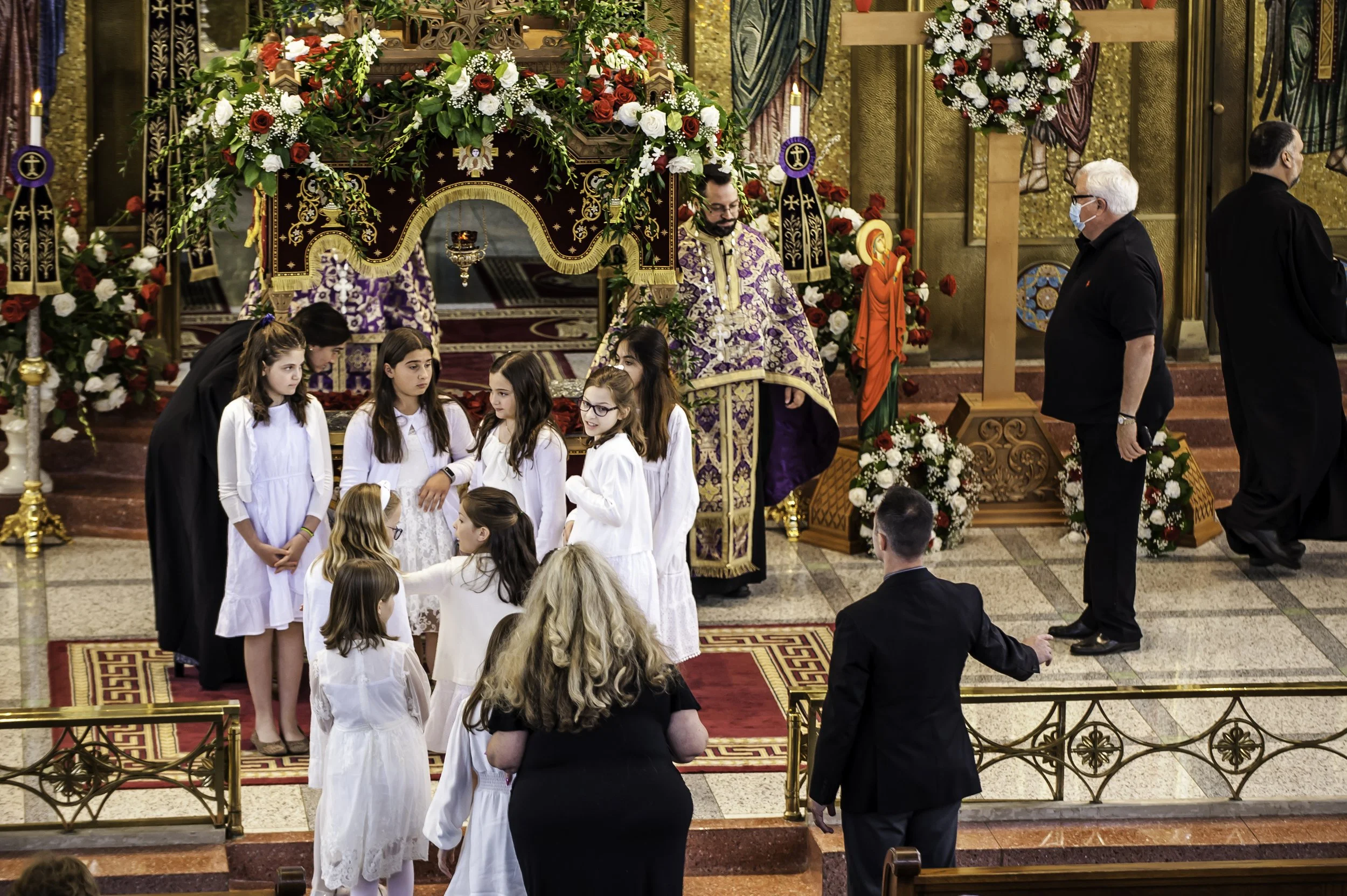 20220422Lamentations-Epitaphios Service-215.JPG