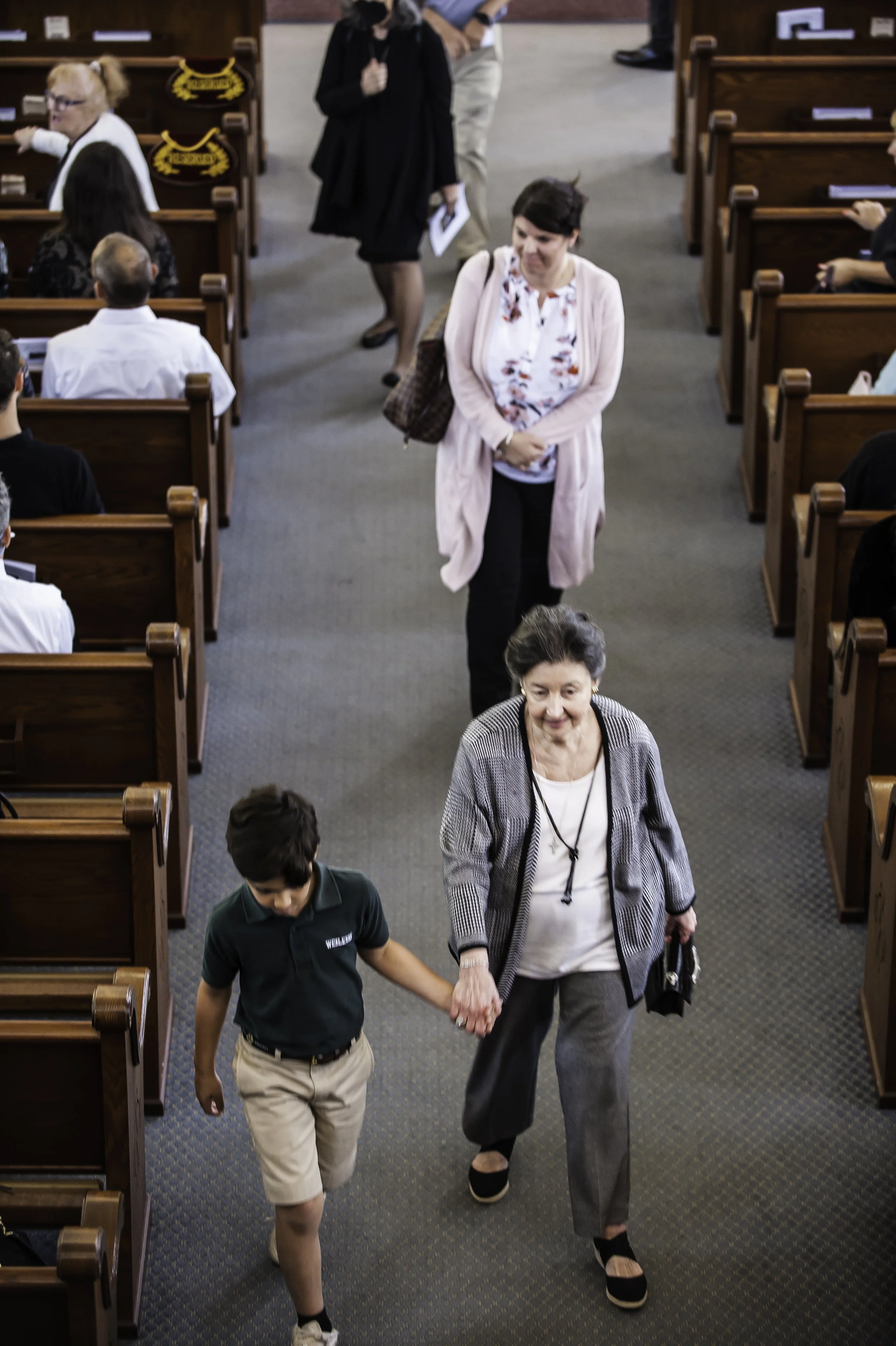 20220422Lamentations-Epitaphios Service-226.JPG