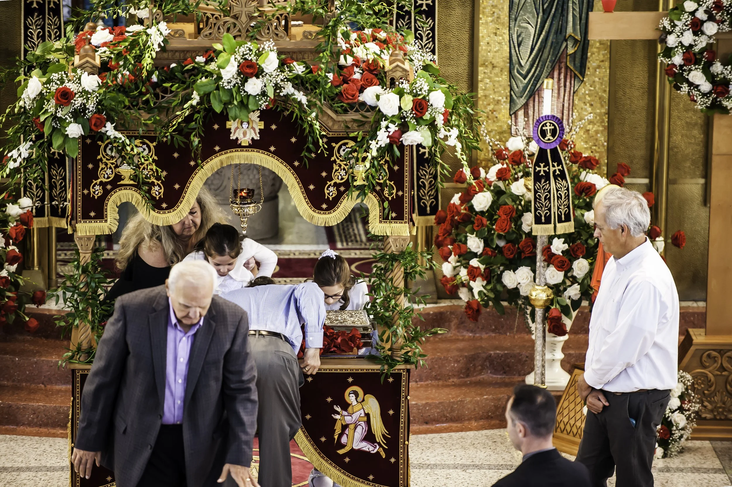 20220422Lamentations-Epitaphios Service-228.JPG