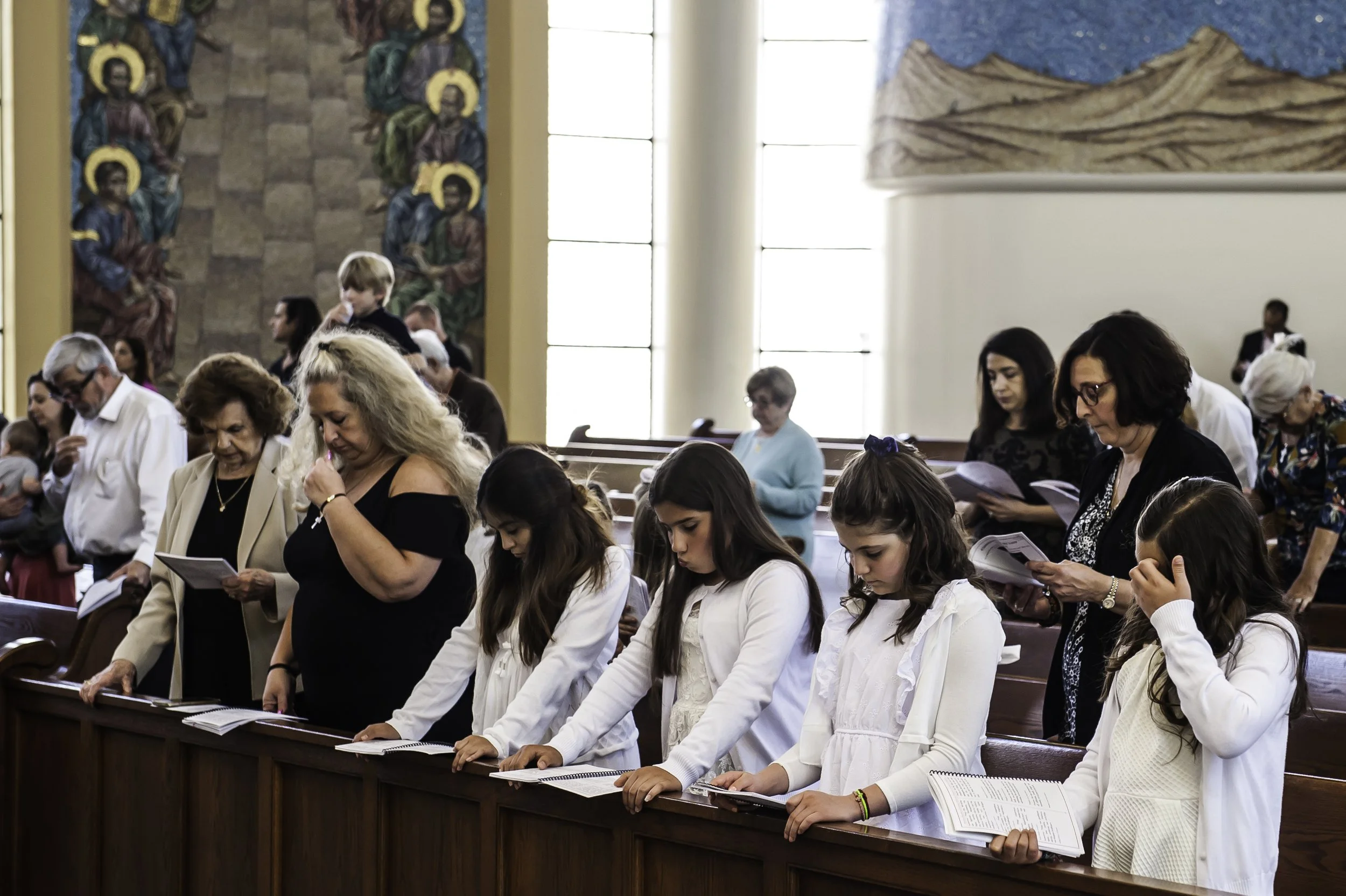 20220422Lamentations-Epitaphios Service-418.JPG