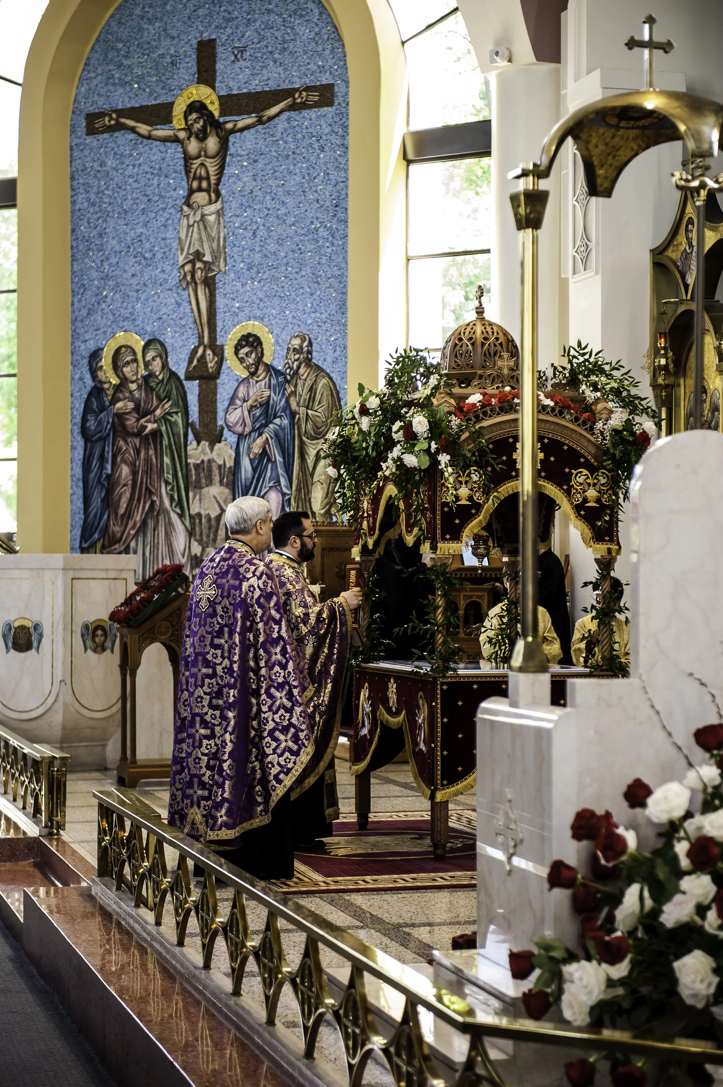 20220422Lamentations-Epitaphios Service-431.JPG