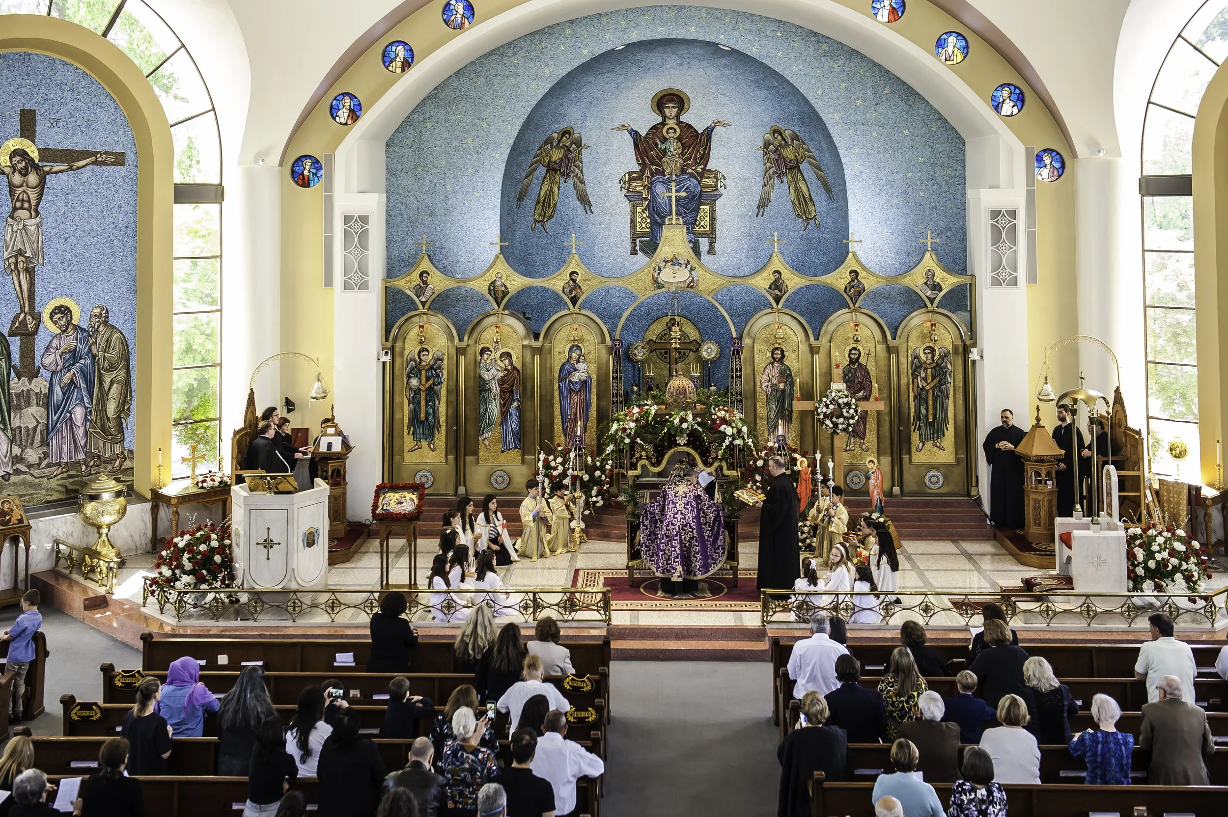 20220422Lamentations-Epitaphios Service-461.JPG