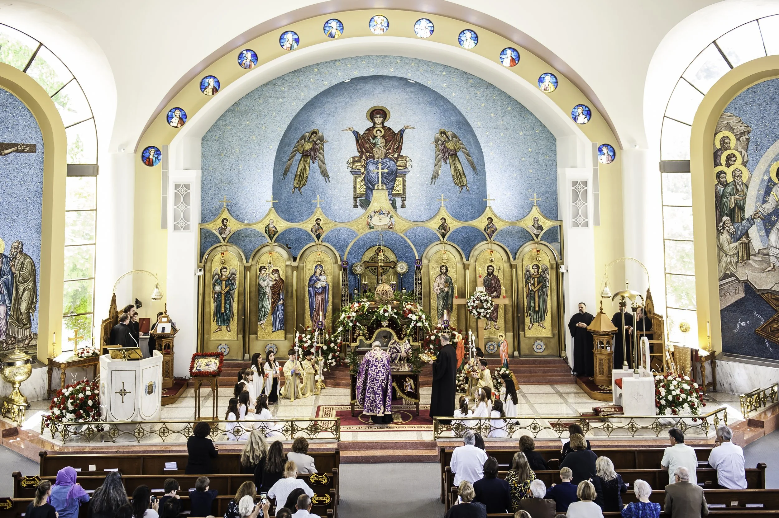 20220422Lamentations-Epitaphios Service-464.JPG