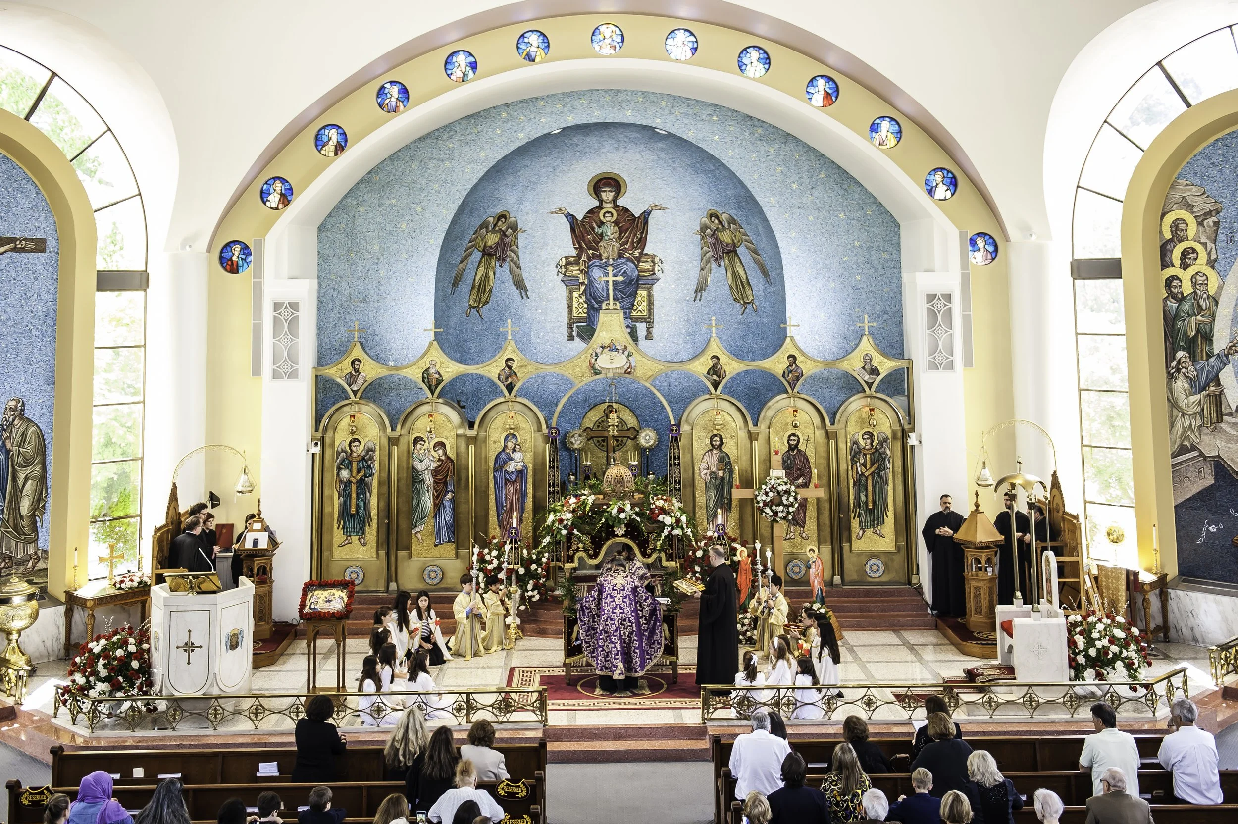 20220422Lamentations-Epitaphios Service-463.JPG