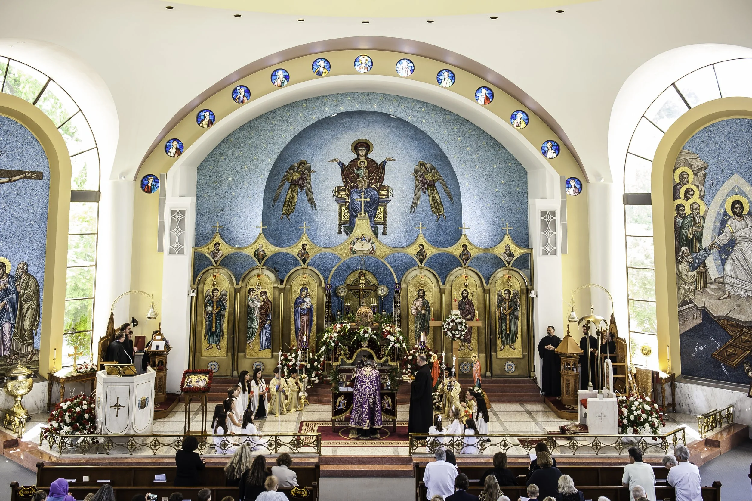 20220422Lamentations-Epitaphios Service-467.JPG