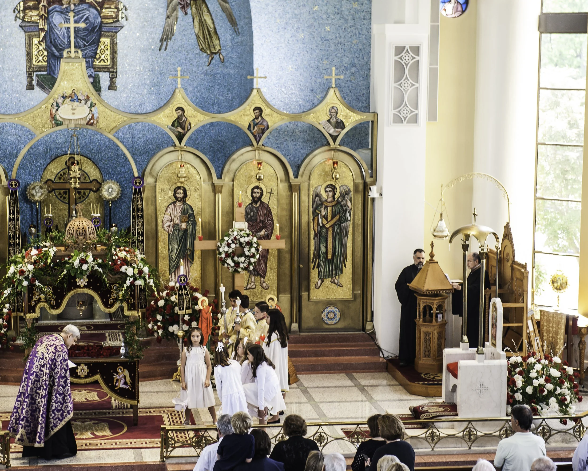 20220422Lamentations-Epitaphios Service-477.JPG