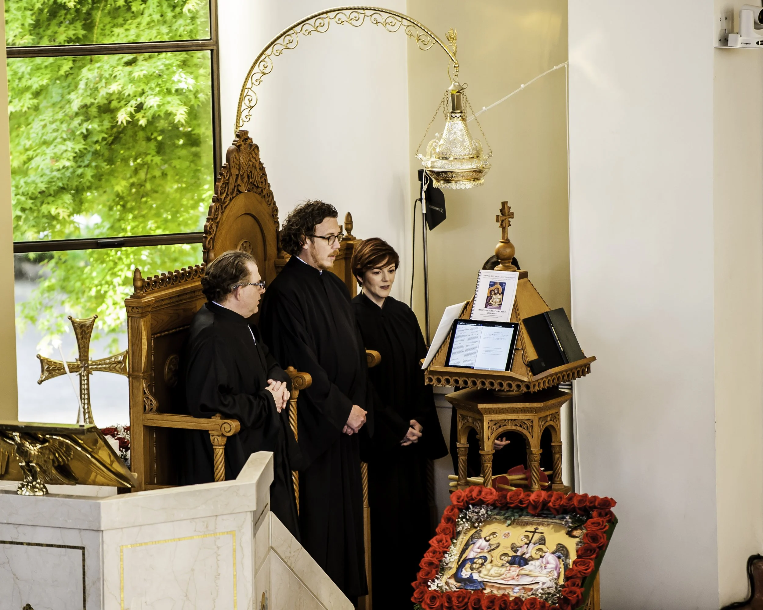 20220422Lamentations-Epitaphios Service-246.JPG