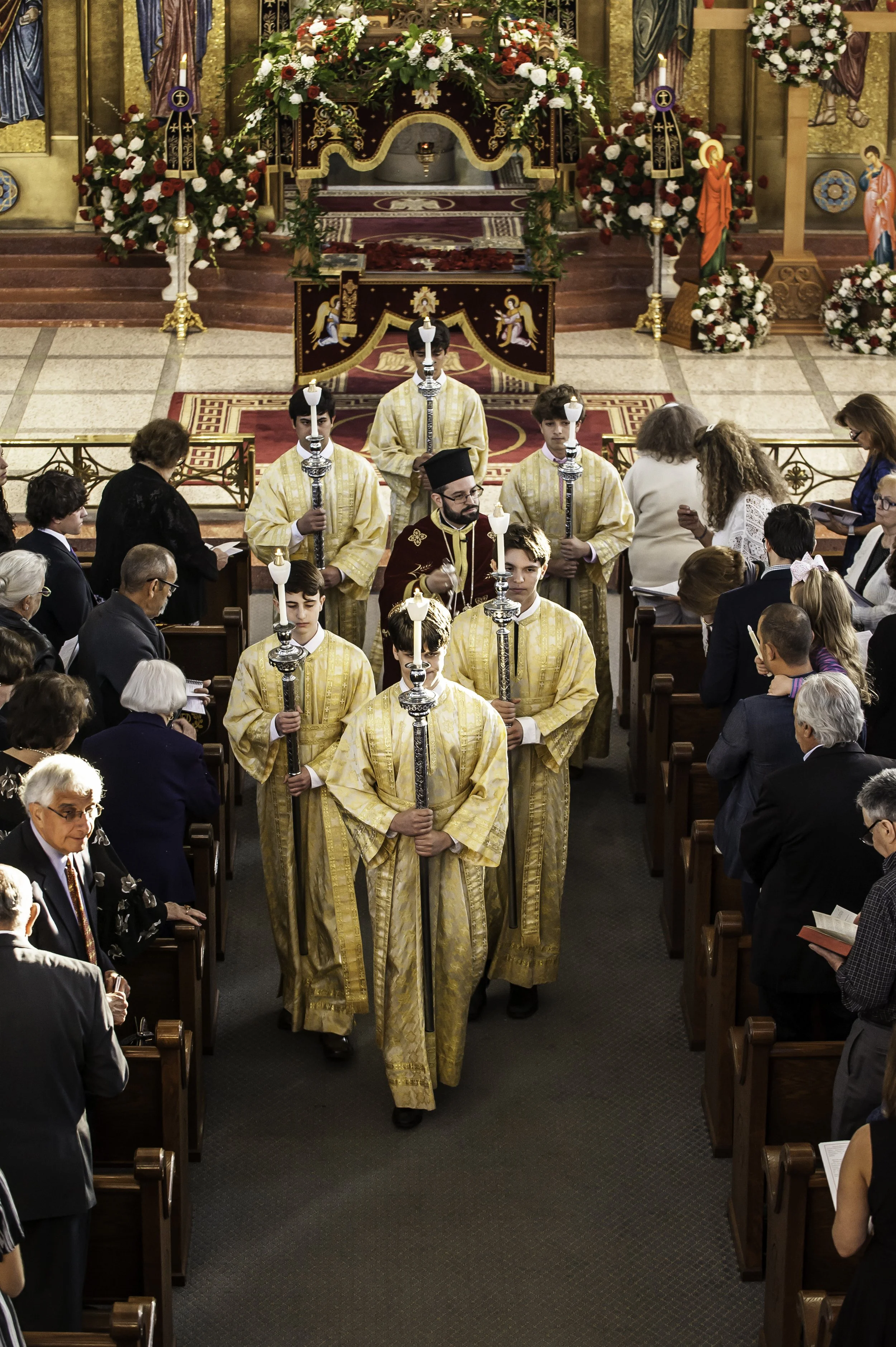 20220422Lamentations-Epitaphios Service-254.JPG