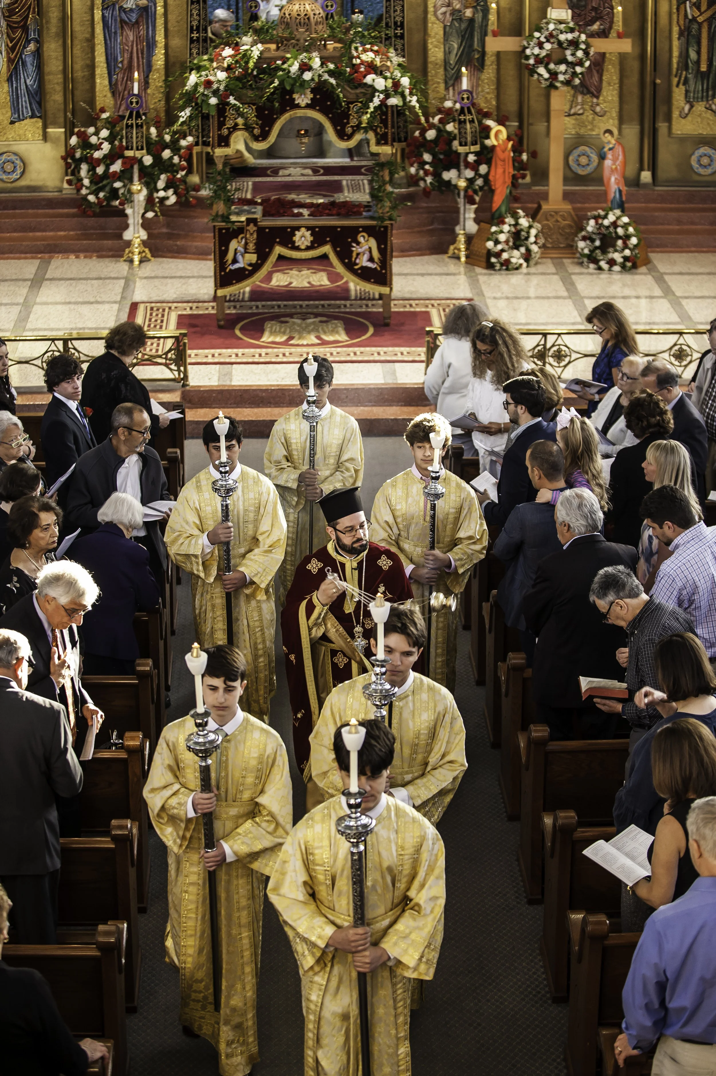 20220422Lamentations-Epitaphios Service-255.JPG