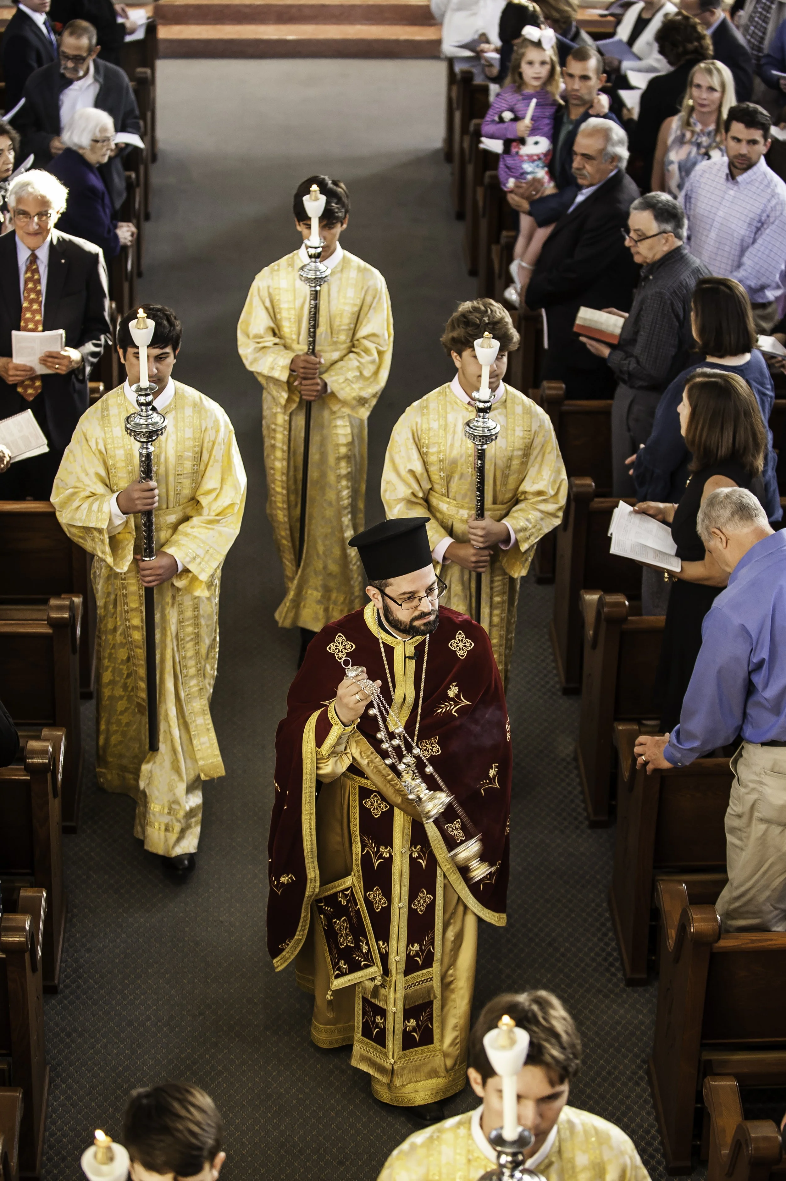 20220422Lamentations-Epitaphios Service-258.JPG
