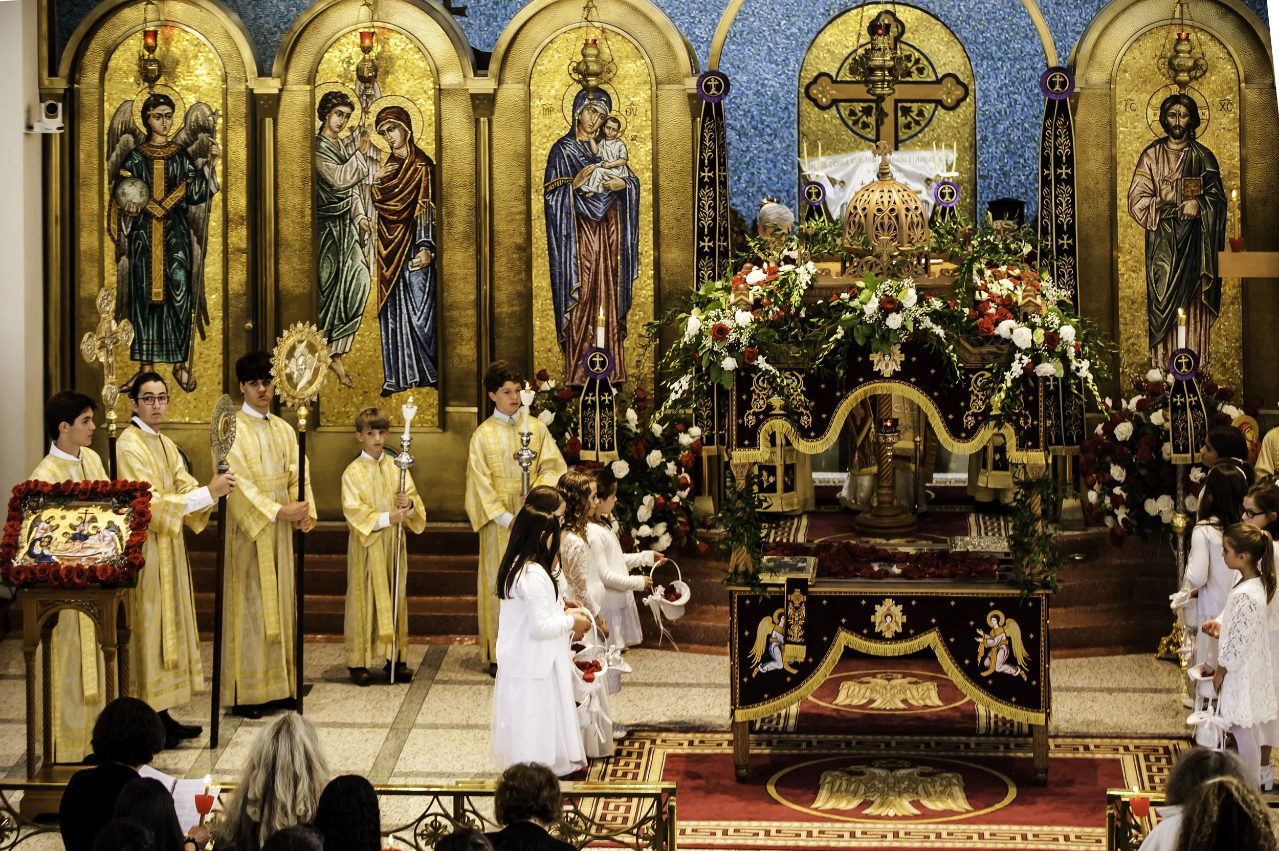 20220422Lamentations-Epitaphios Service-274.JPG