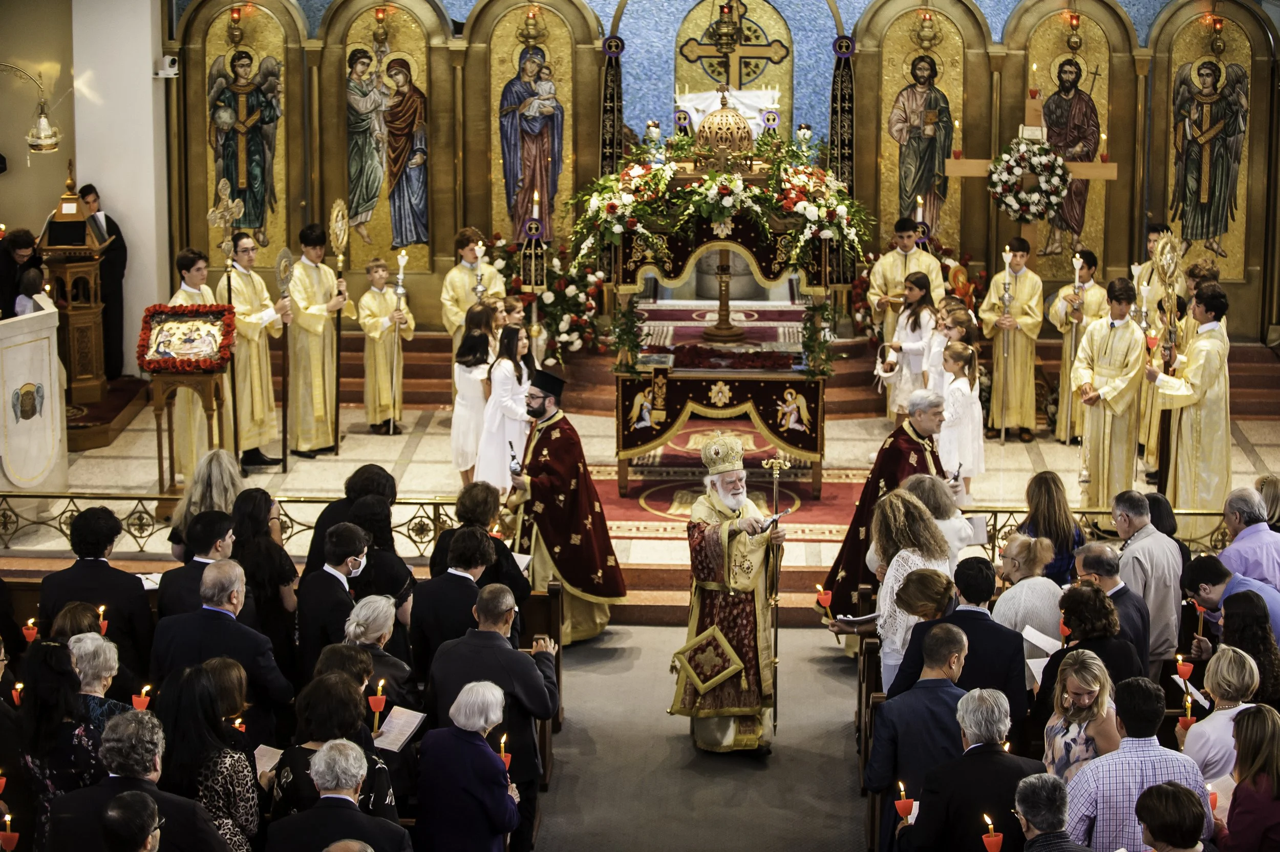 20220422Lamentations-Epitaphios Service-292.JPG