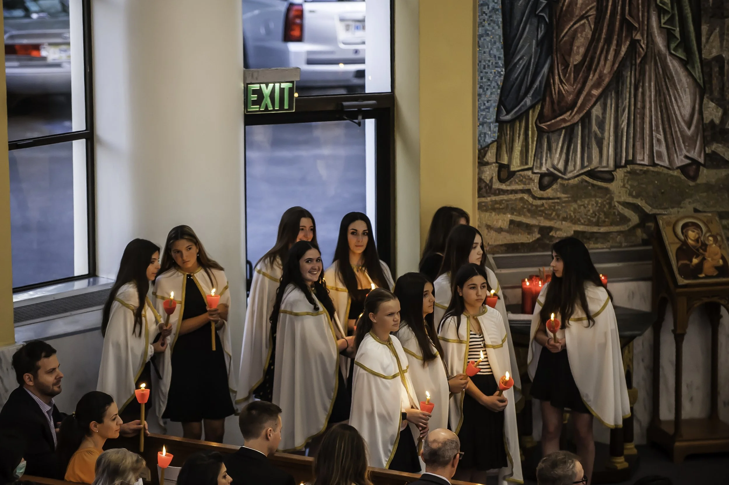 20220422Lamentations-Epitaphios Service-312.JPG