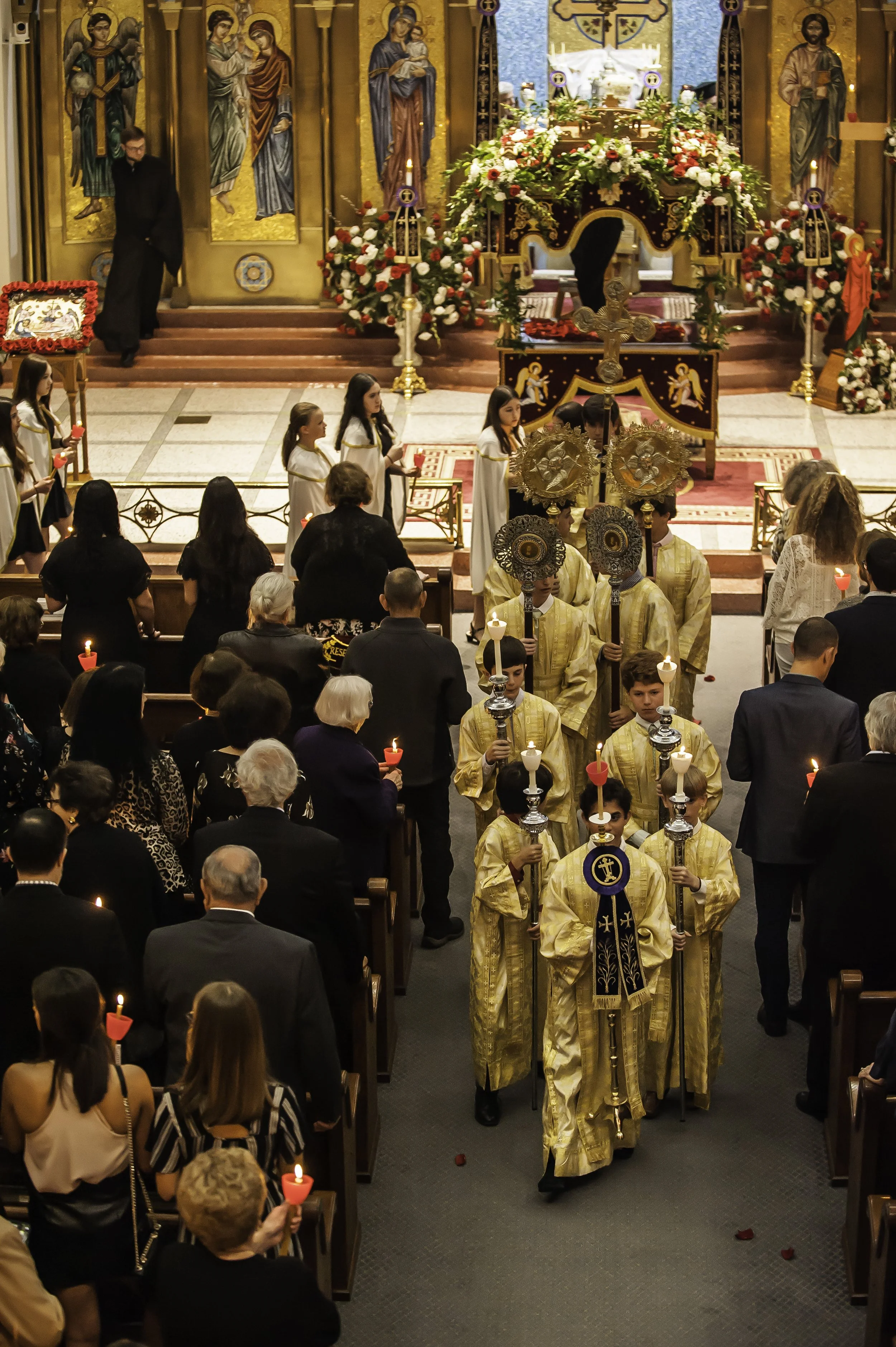 20220422Lamentations-Epitaphios Service-326.JPG