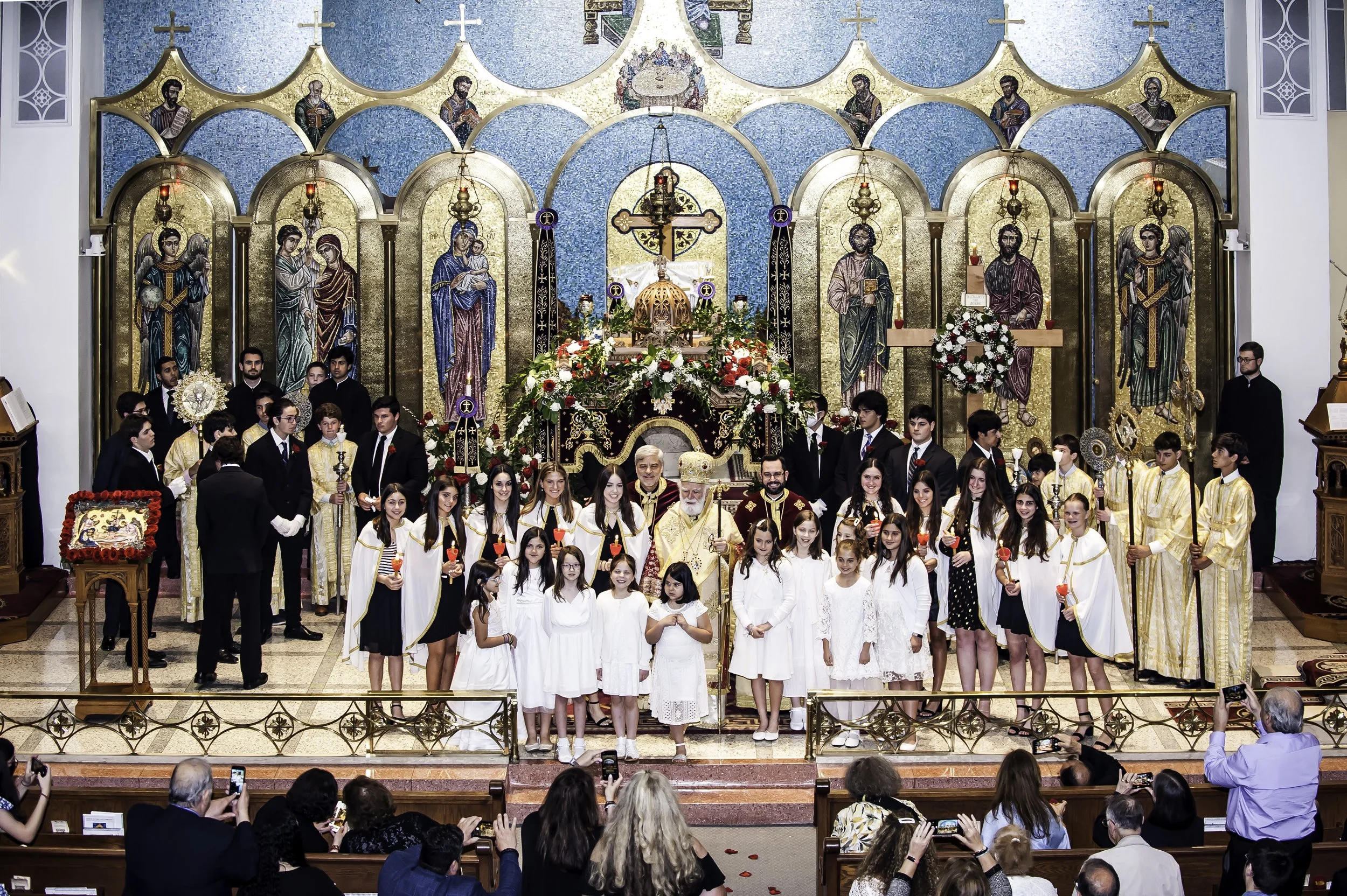 20220422Lamentations-Epitaphios Service-374.JPG