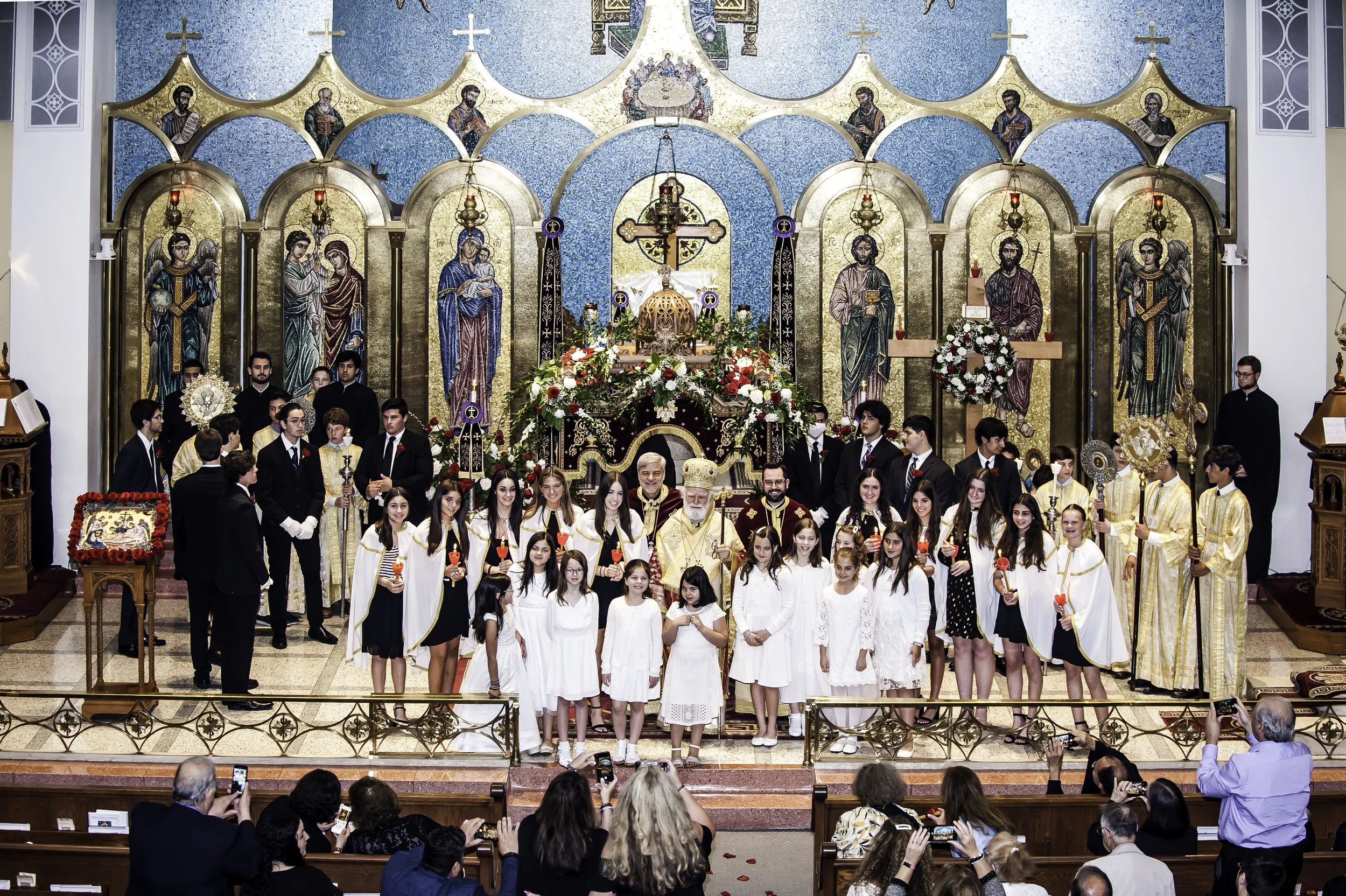 20220422Lamentations-Epitaphios Service-373.JPG