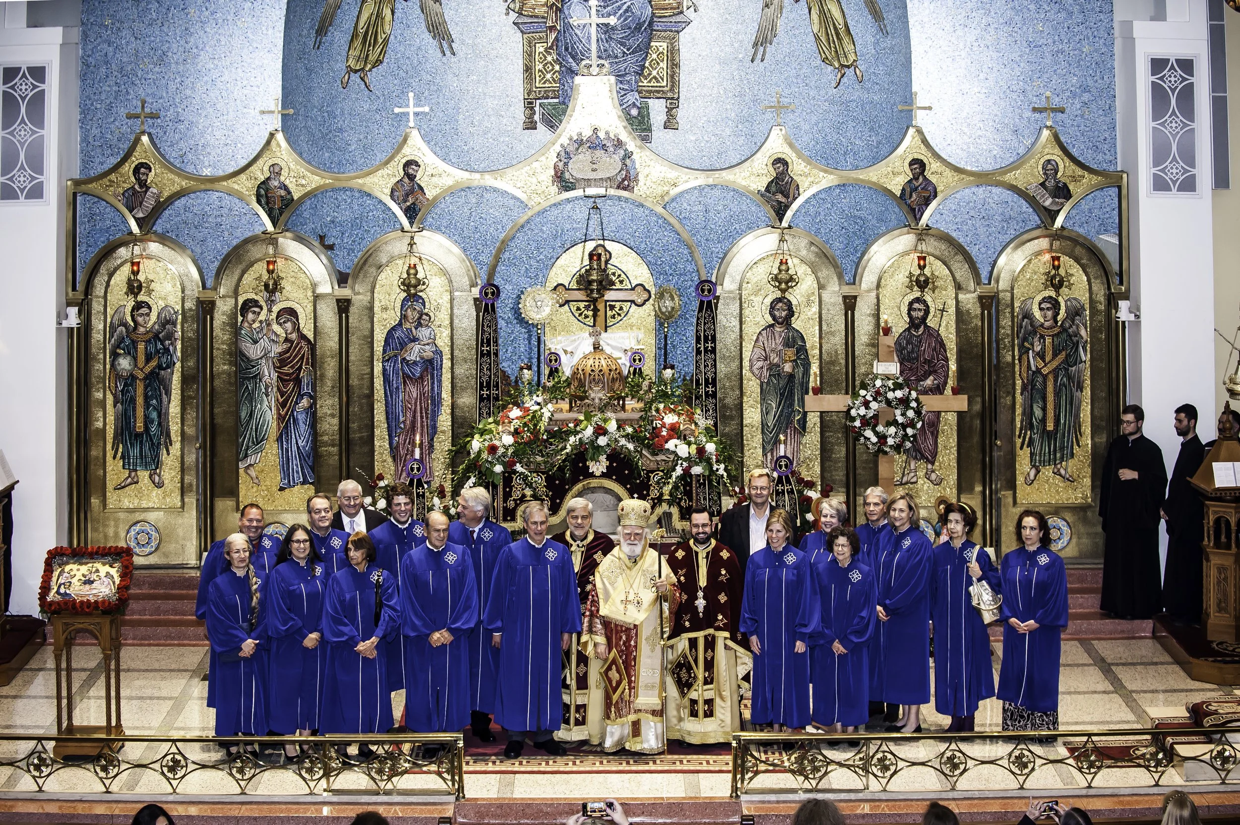 20220422Lamentations-Epitaphios Service-385.JPG