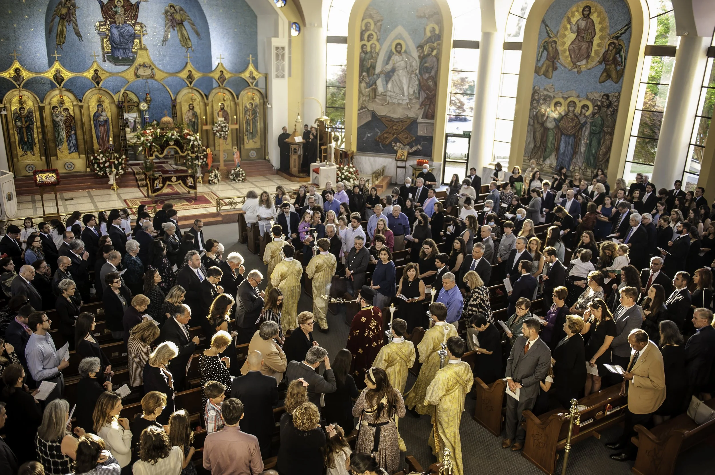 20220422Lamentations-Epitaphios Service-481.JPG