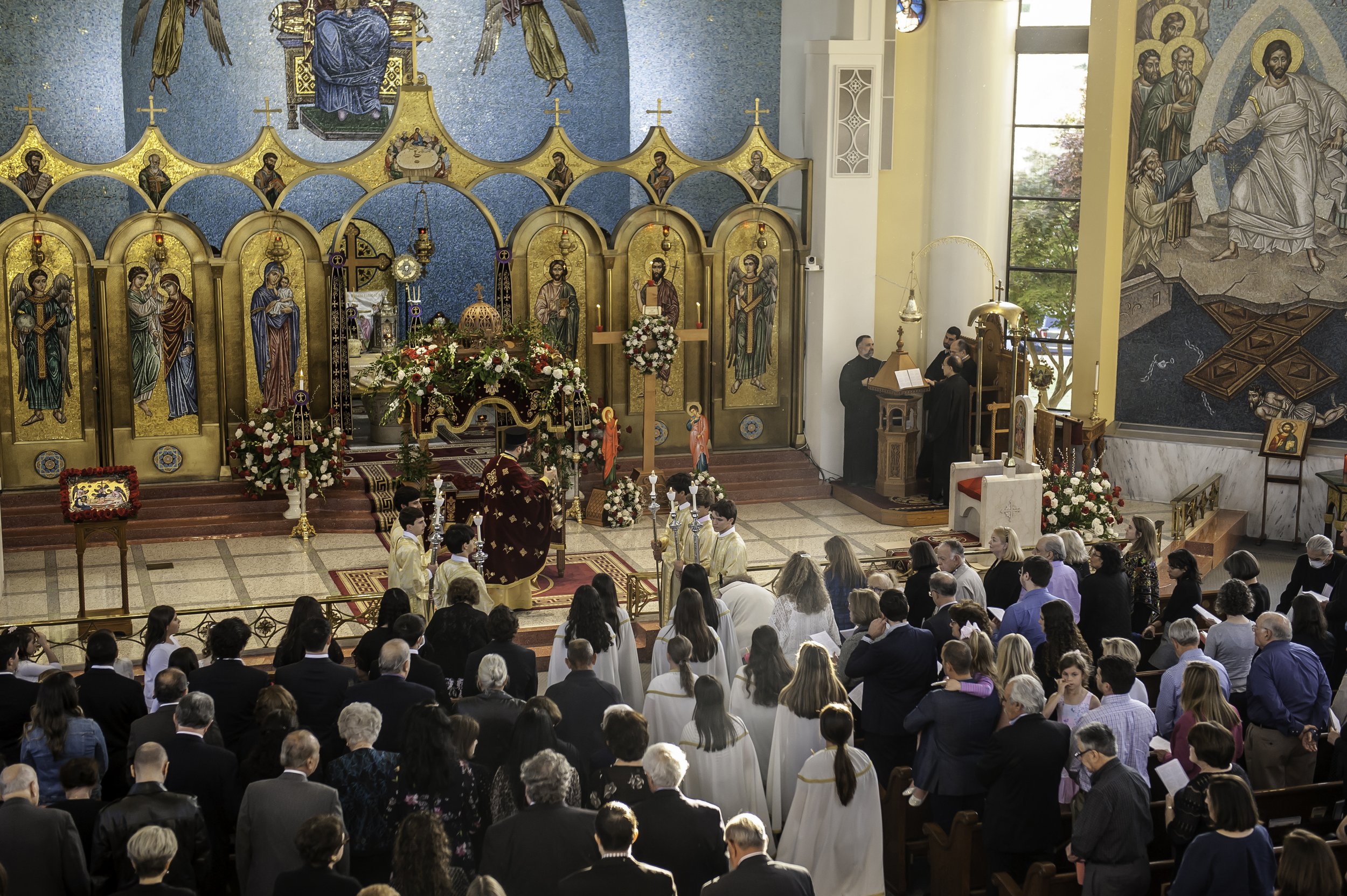 20220422Lamentations-Epitaphios Service-484.JPG