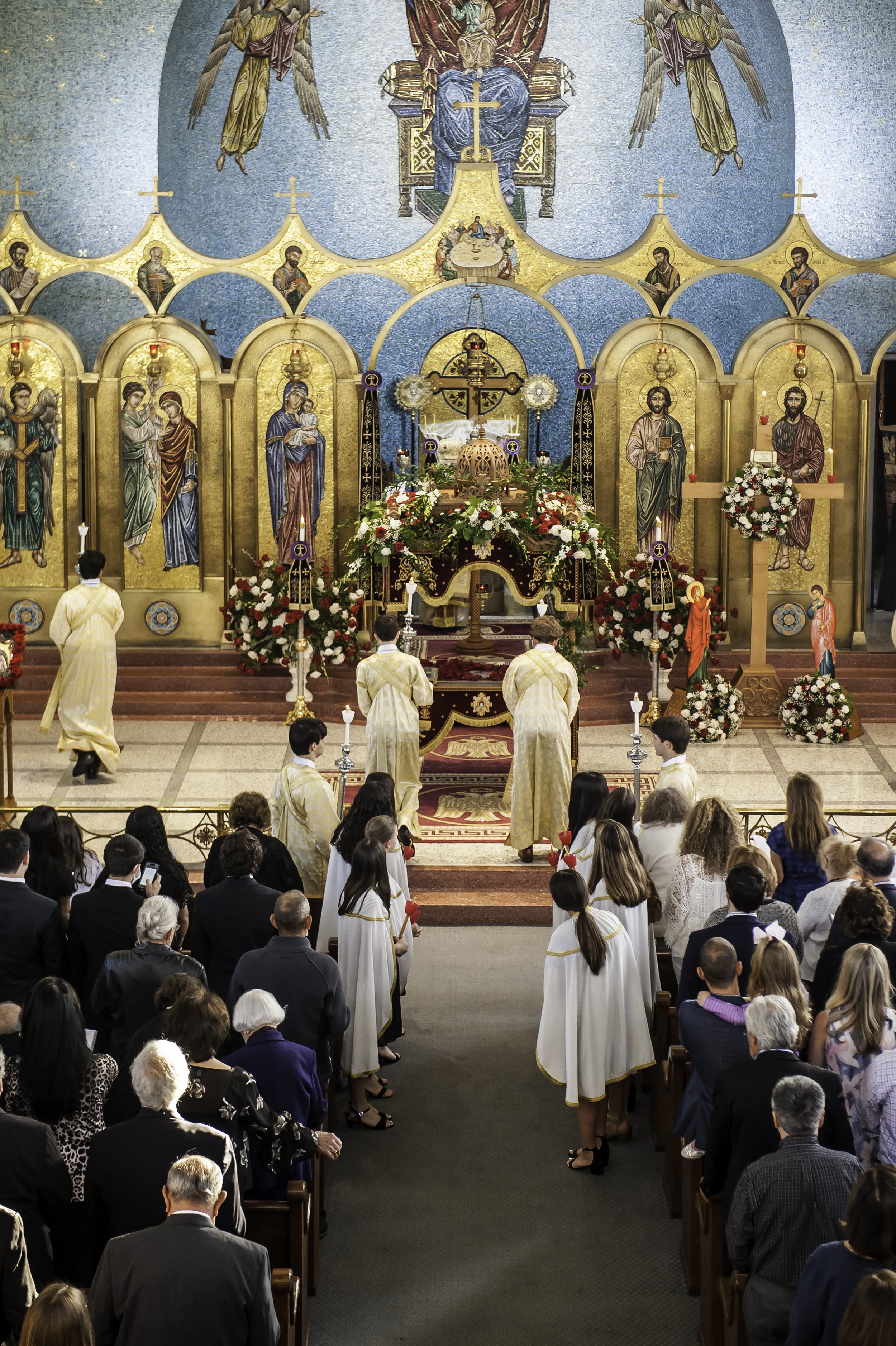 20220422Lamentations-Epitaphios Service-487.JPG