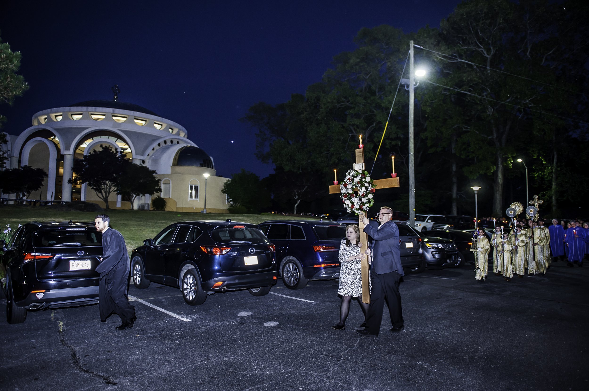 20220422Lamentations-Epitaphios Service-587.JPG