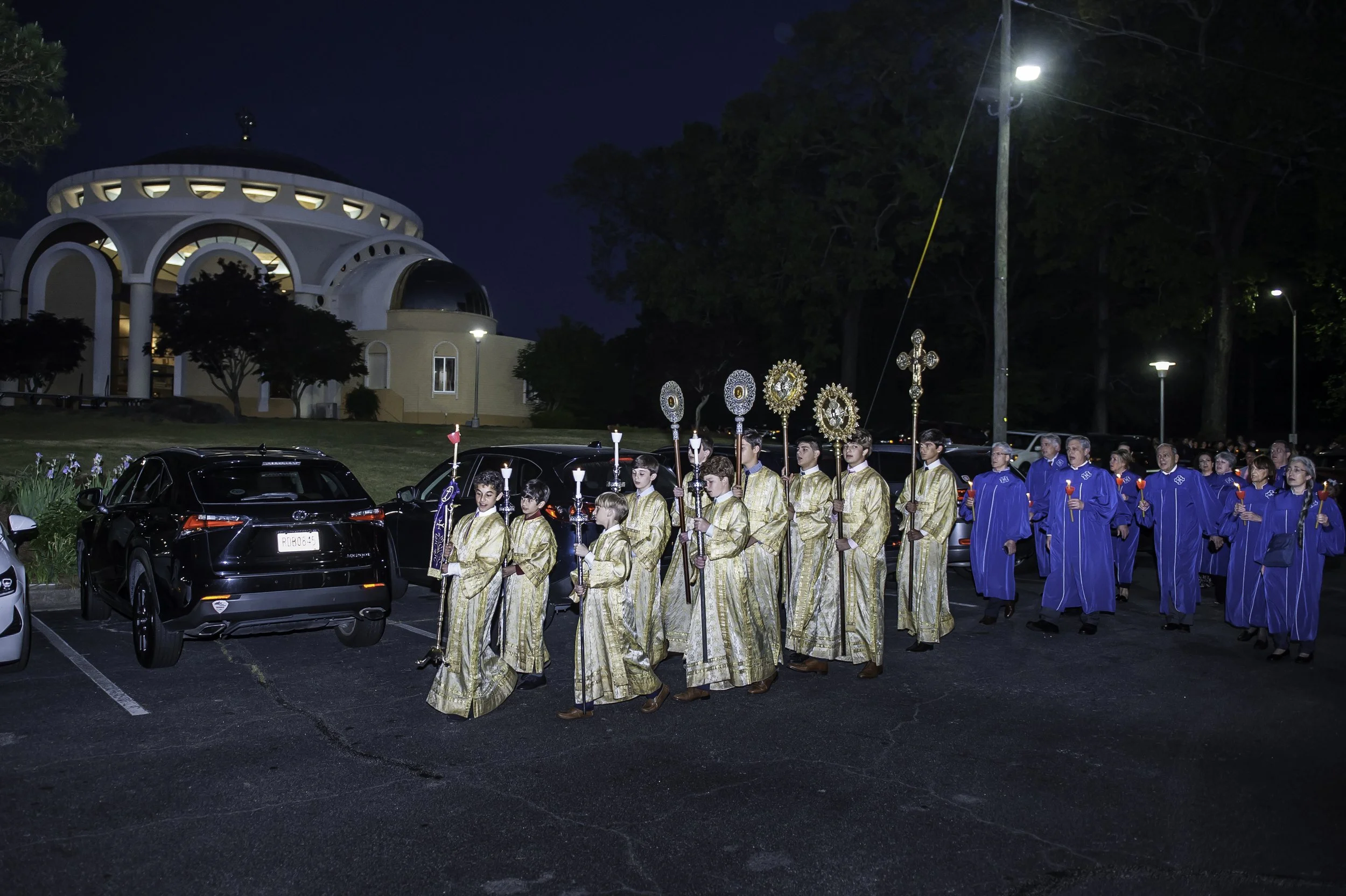 20220422Lamentations-Epitaphios Service-590.JPG