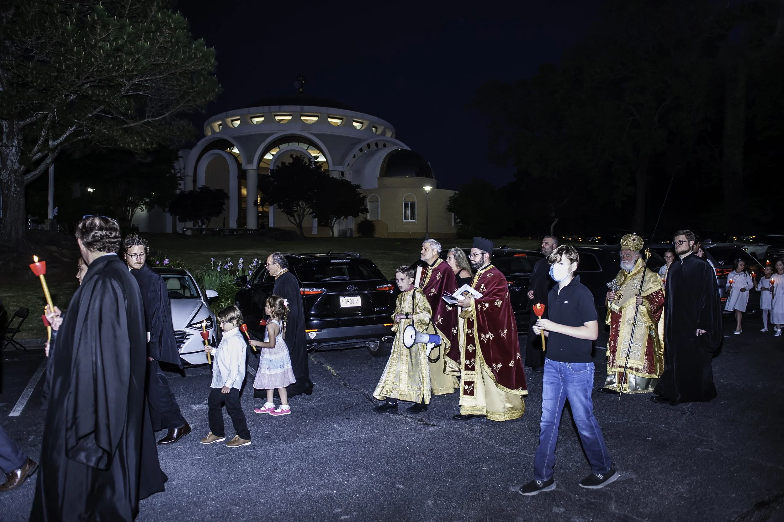 20220422Lamentations-Epitaphios Service-595.JPG