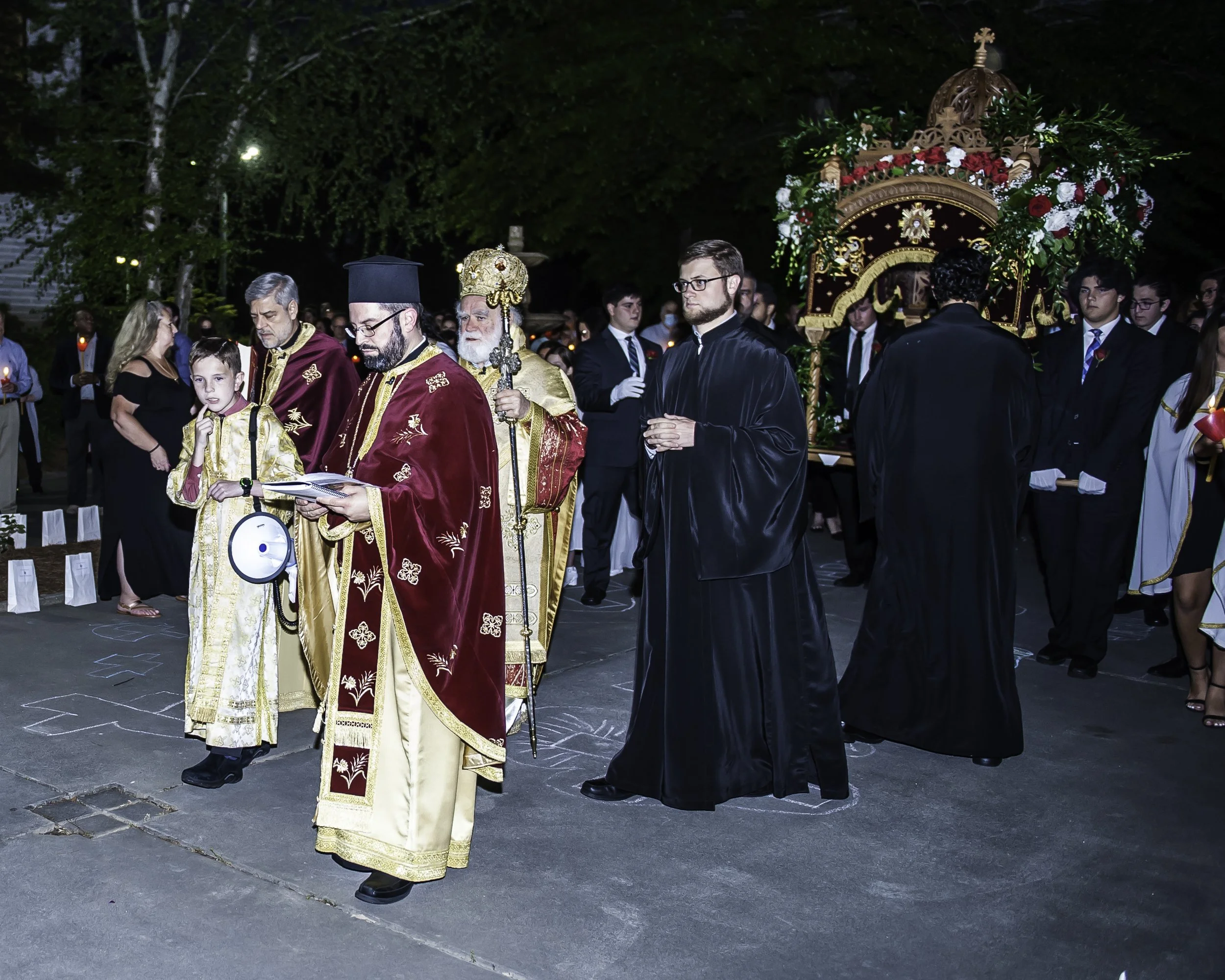 20220422Lamentations-Epitaphios Service-610.JPG