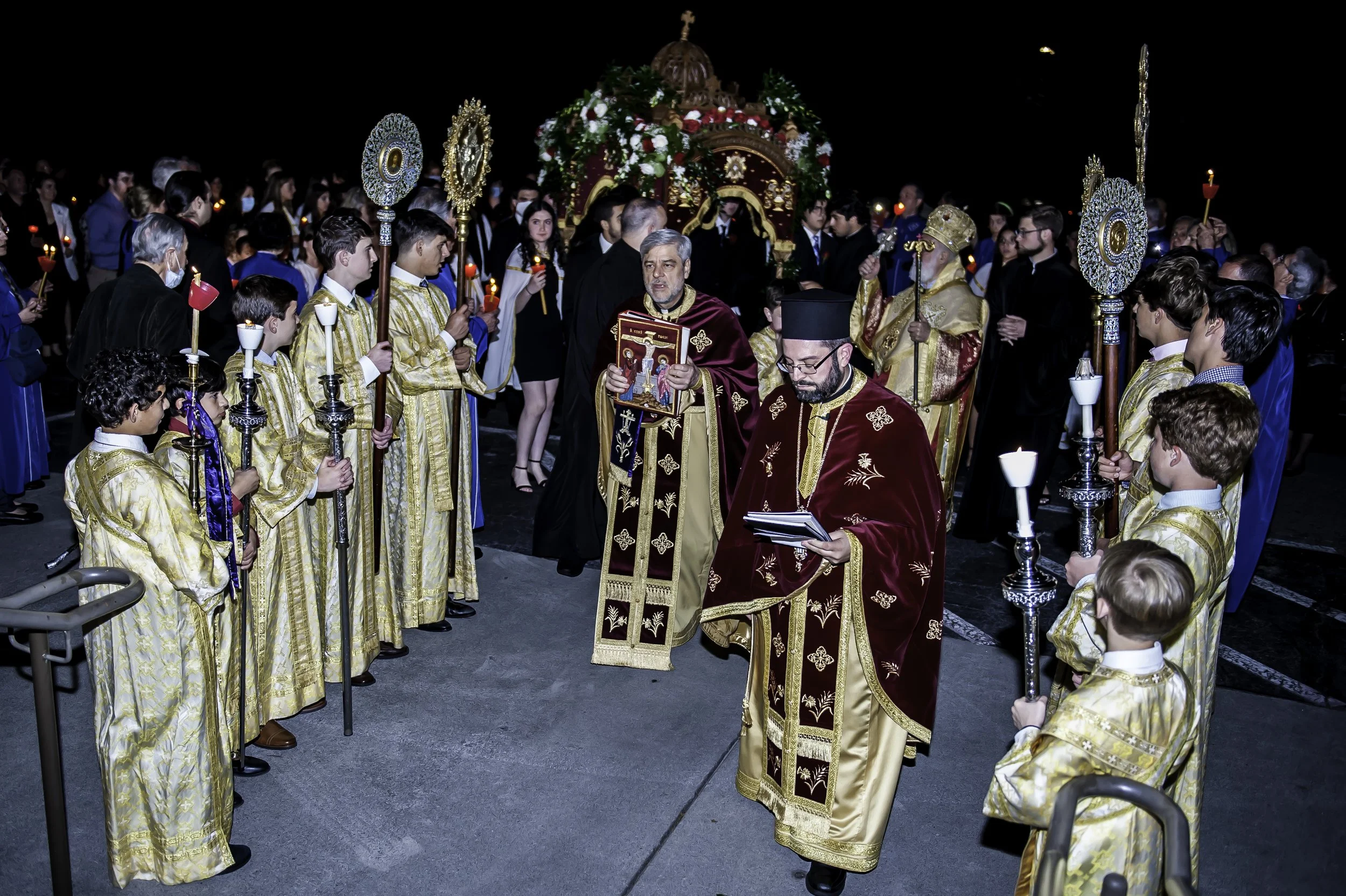 20220422Lamentations-Epitaphios Service-622.JPG