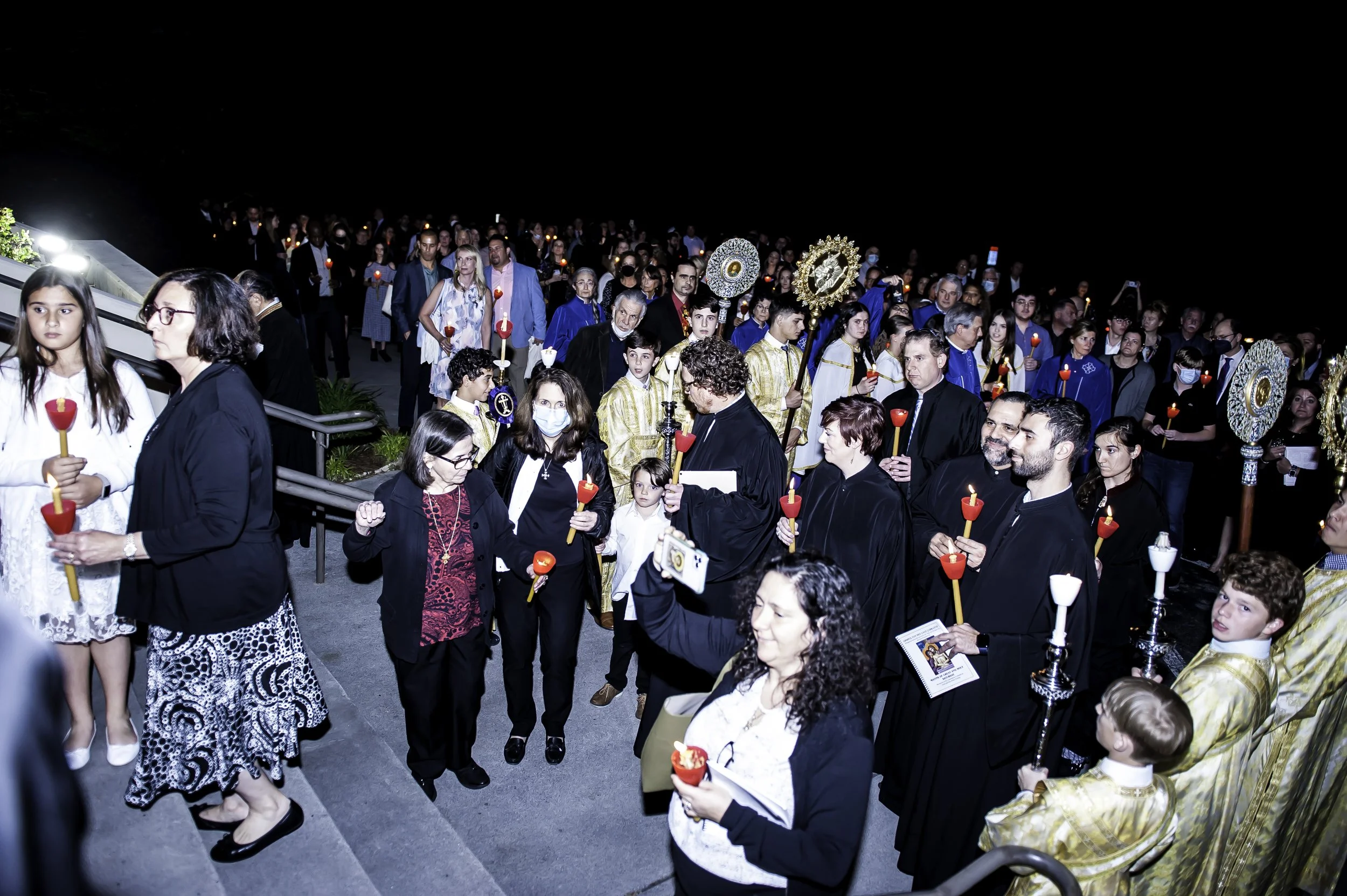 20220422Lamentations-Epitaphios Service-627.JPG