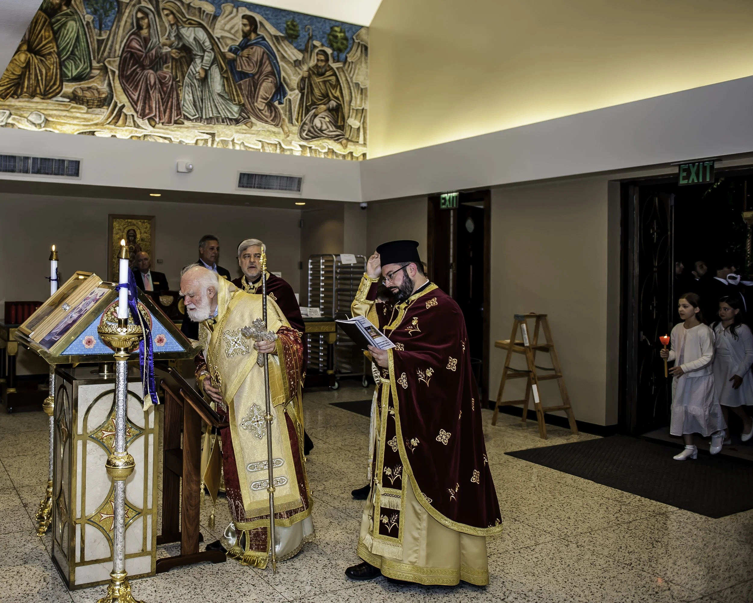 20220422Lamentations-Epitaphios Service-632.JPG