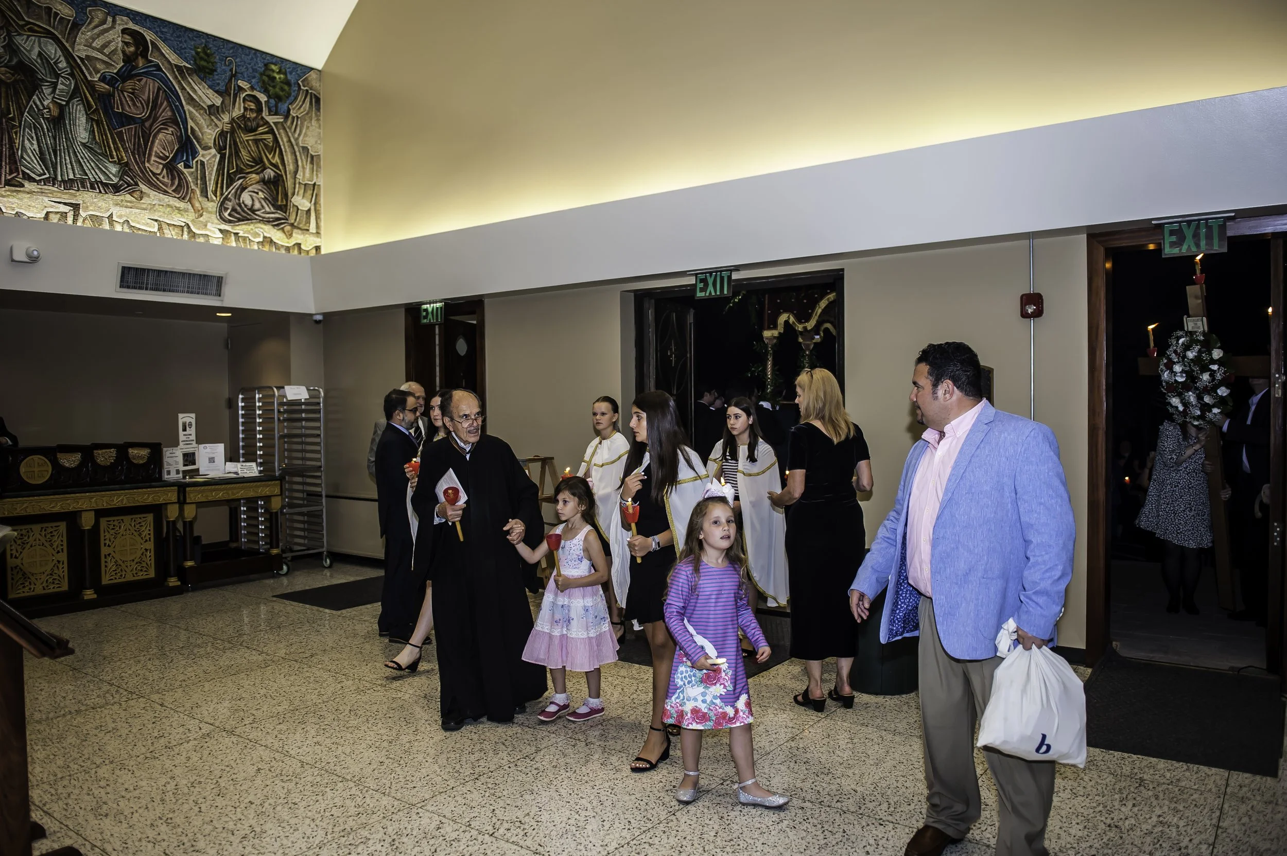 20220422Lamentations-Epitaphios Service-635.JPG