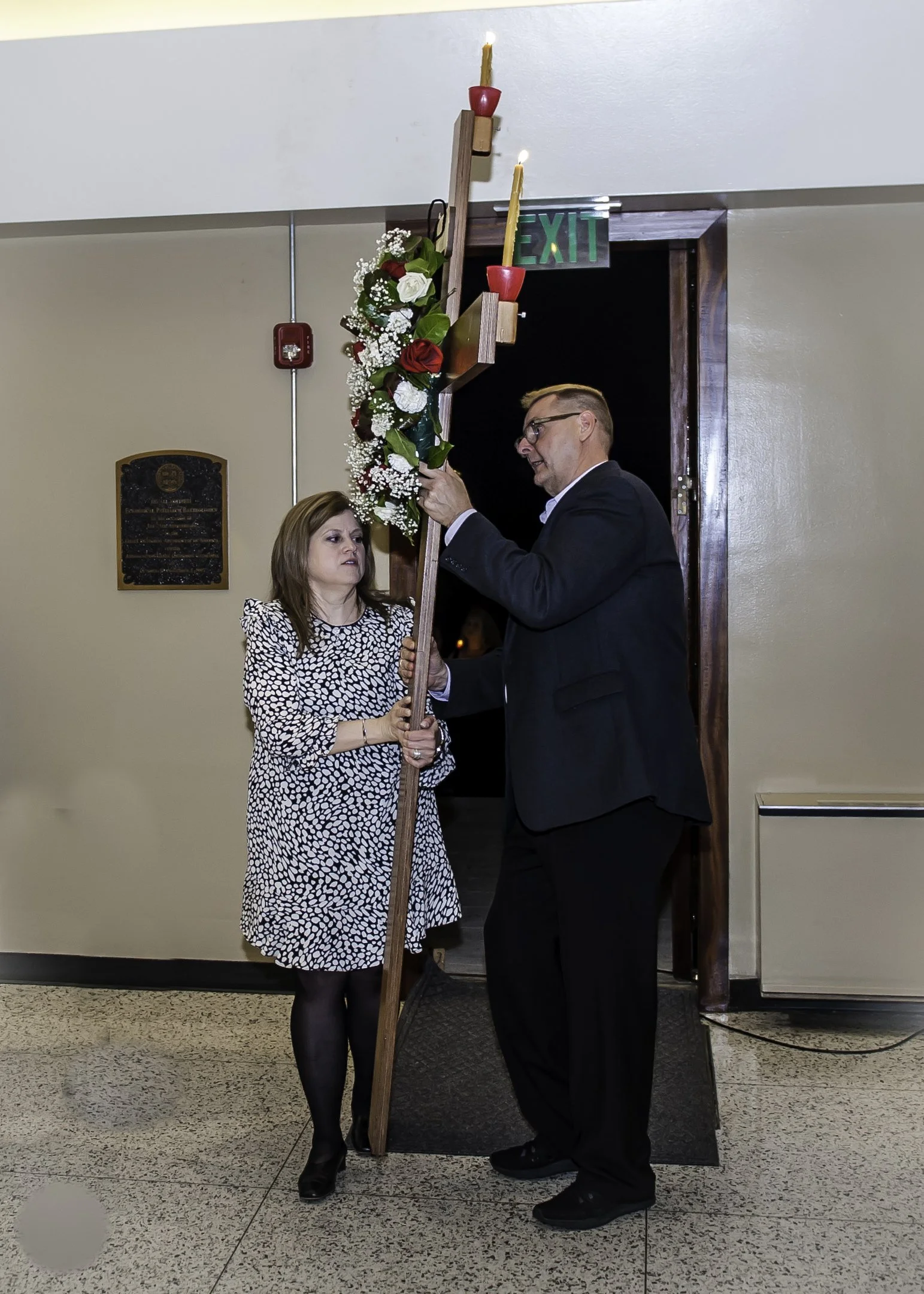 20220422Lamentations-Epitaphios Service-638.JPG