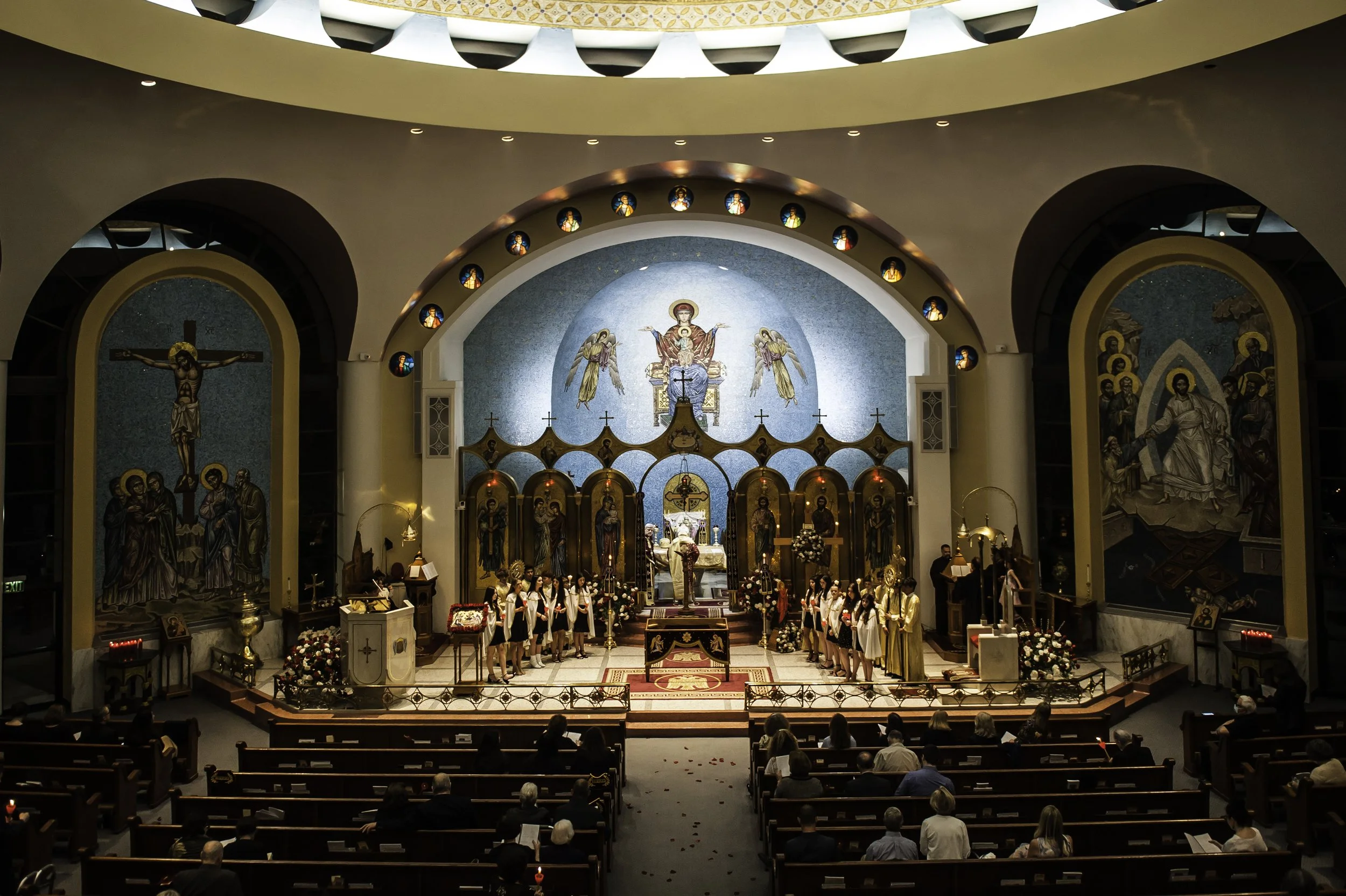 20220422Lamentations-Epitaphios Service-640.JPG