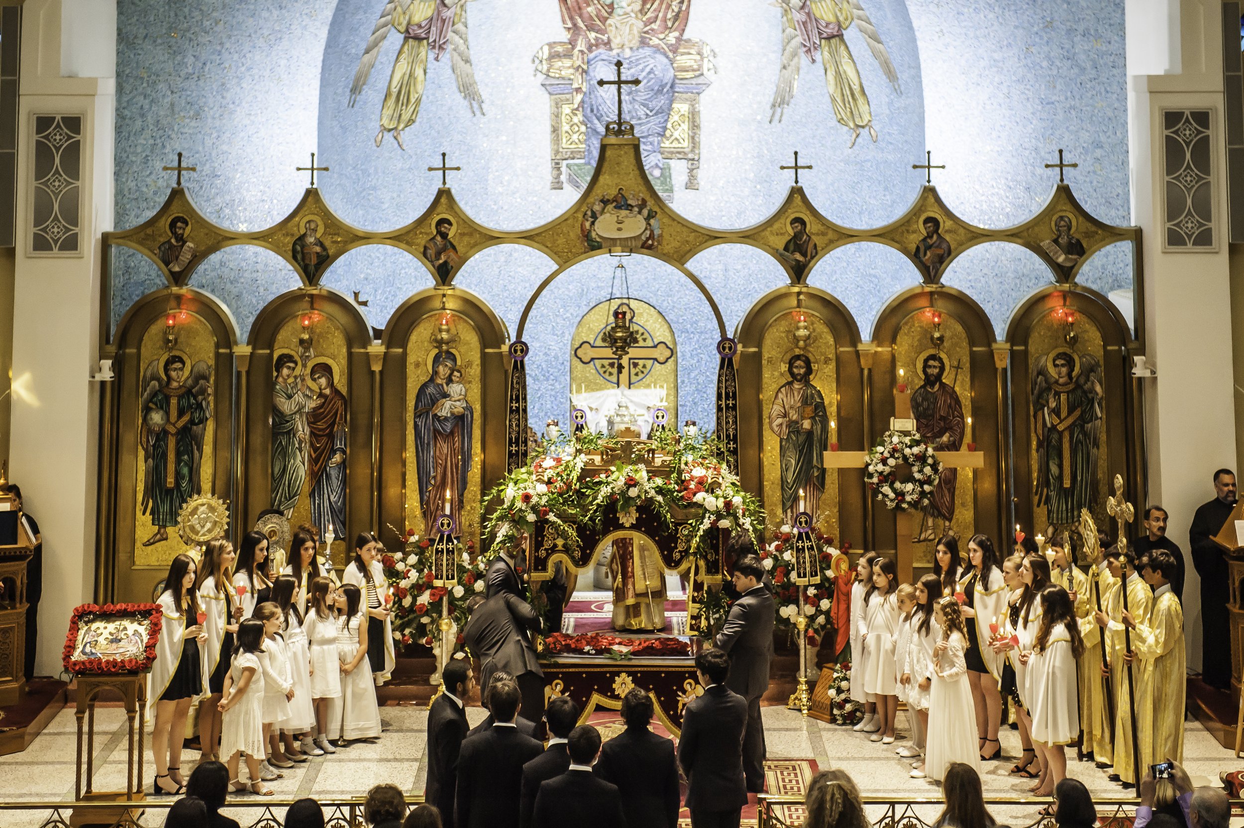 20220422Lamentations-Epitaphios Service-647.JPG