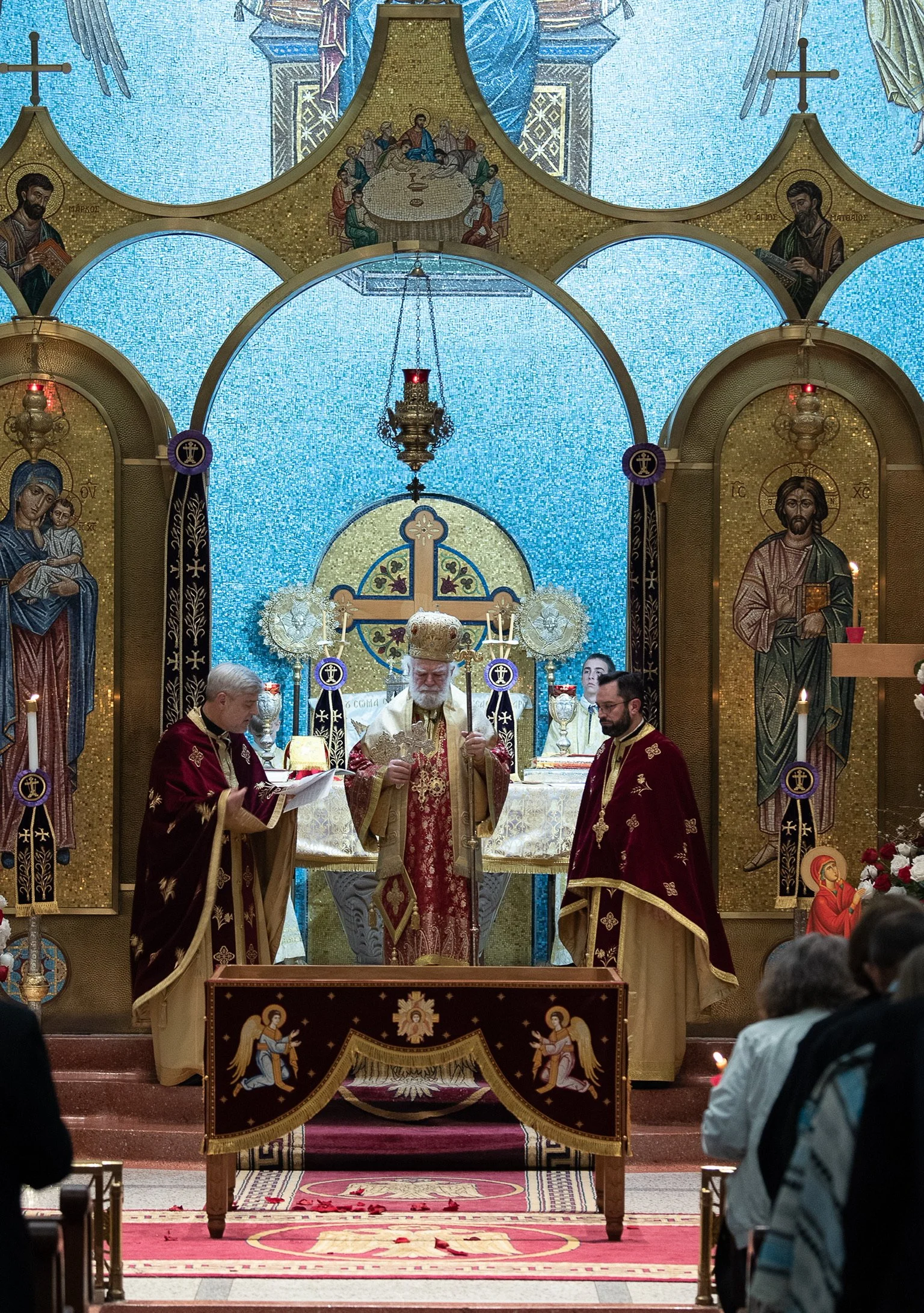 Holy Friday Epitaphios-6427.JPG