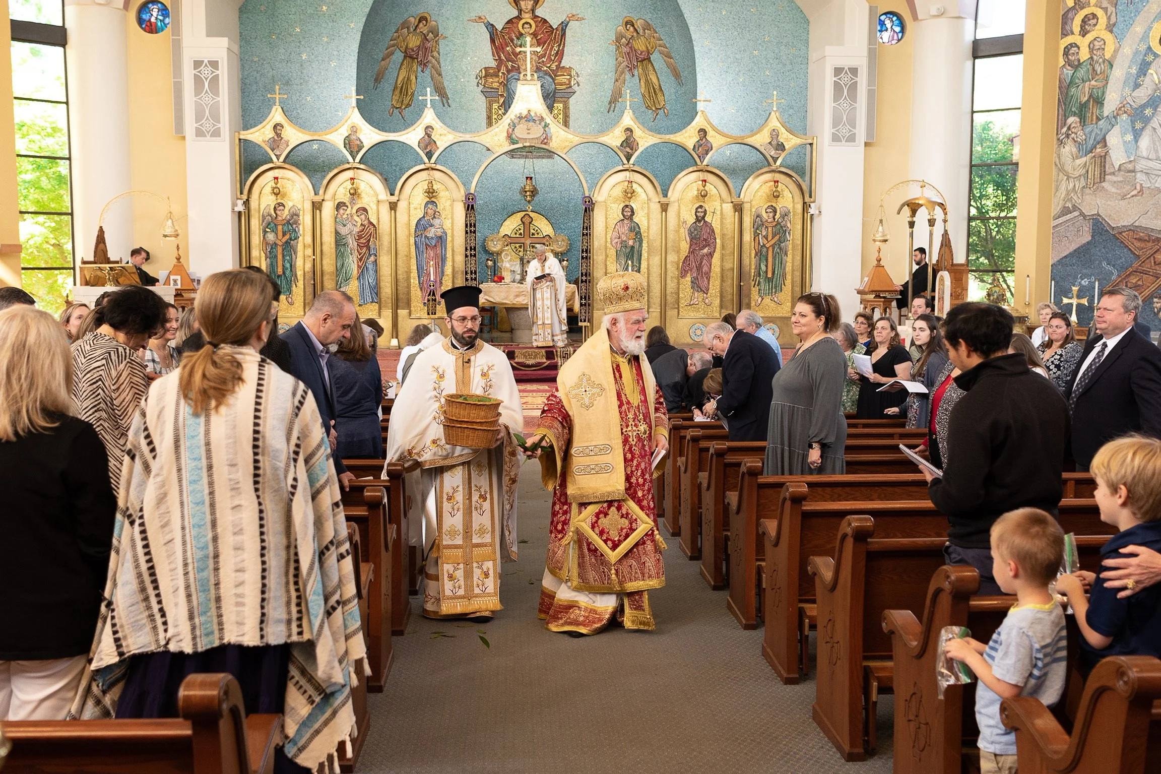Holy Saturday Vesperal Liturgy-6669.JPG