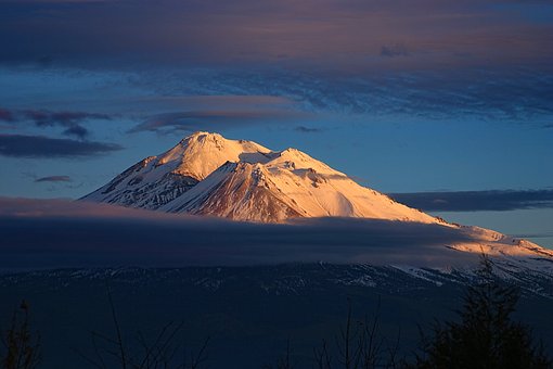 Mount shasta sunset.jpg