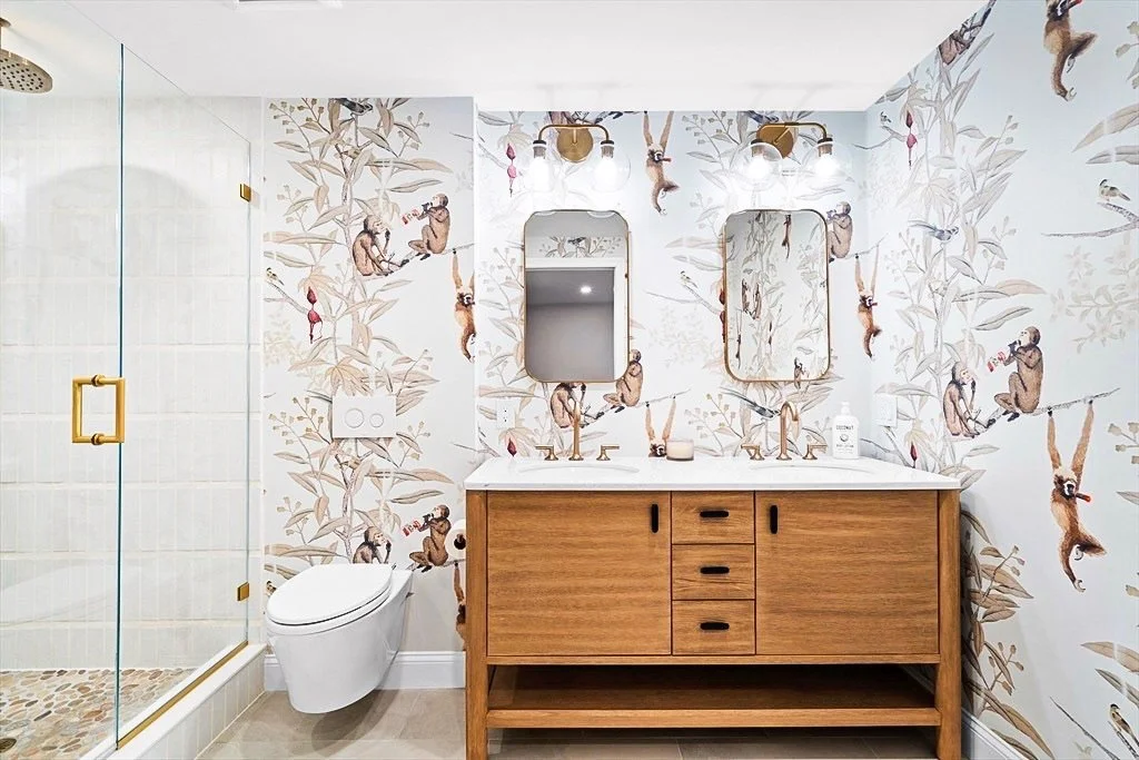 Primary suite 3.jpg