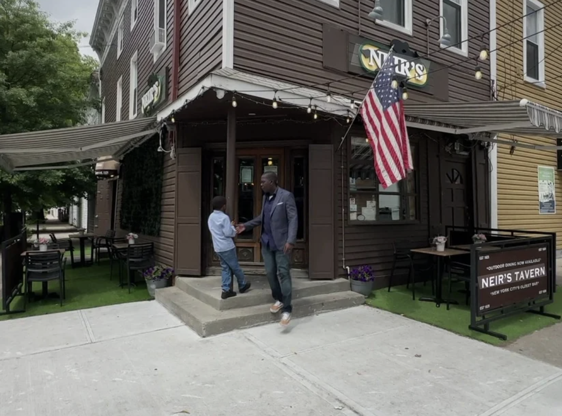 Neir's Tavern - 12 PM