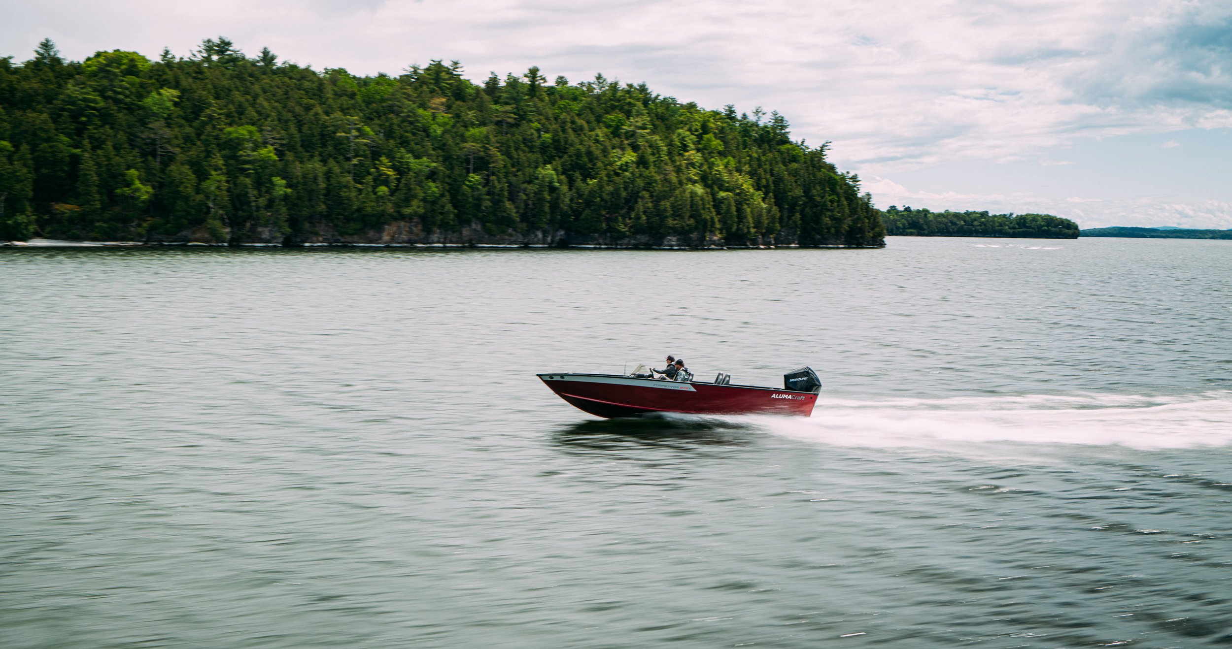 Alumacraft_Competitor205_SmallRed_00002.jpeg