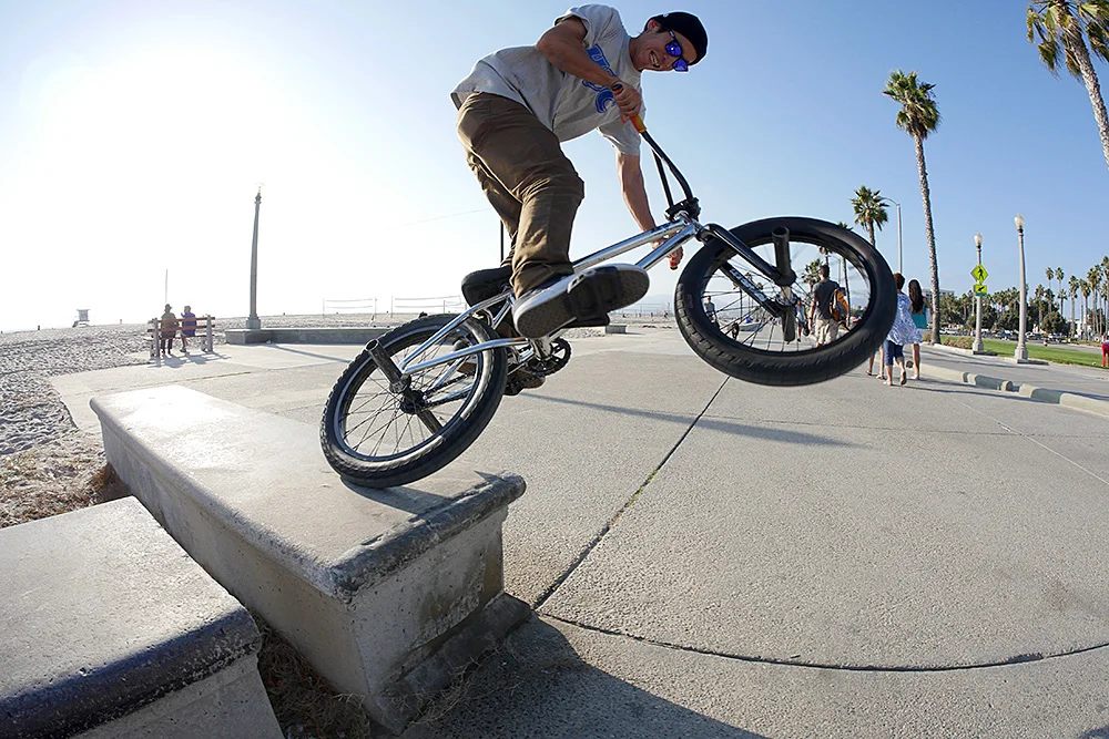 amn-bmx-kenslide.jpg