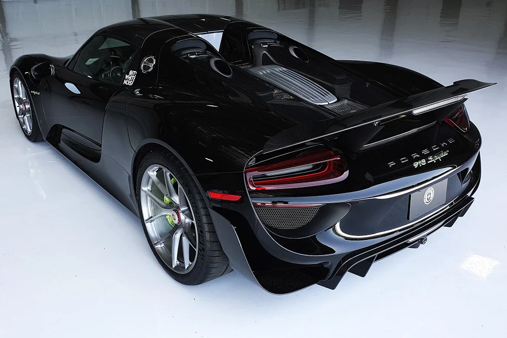 amn-car-spyder2.jpg
